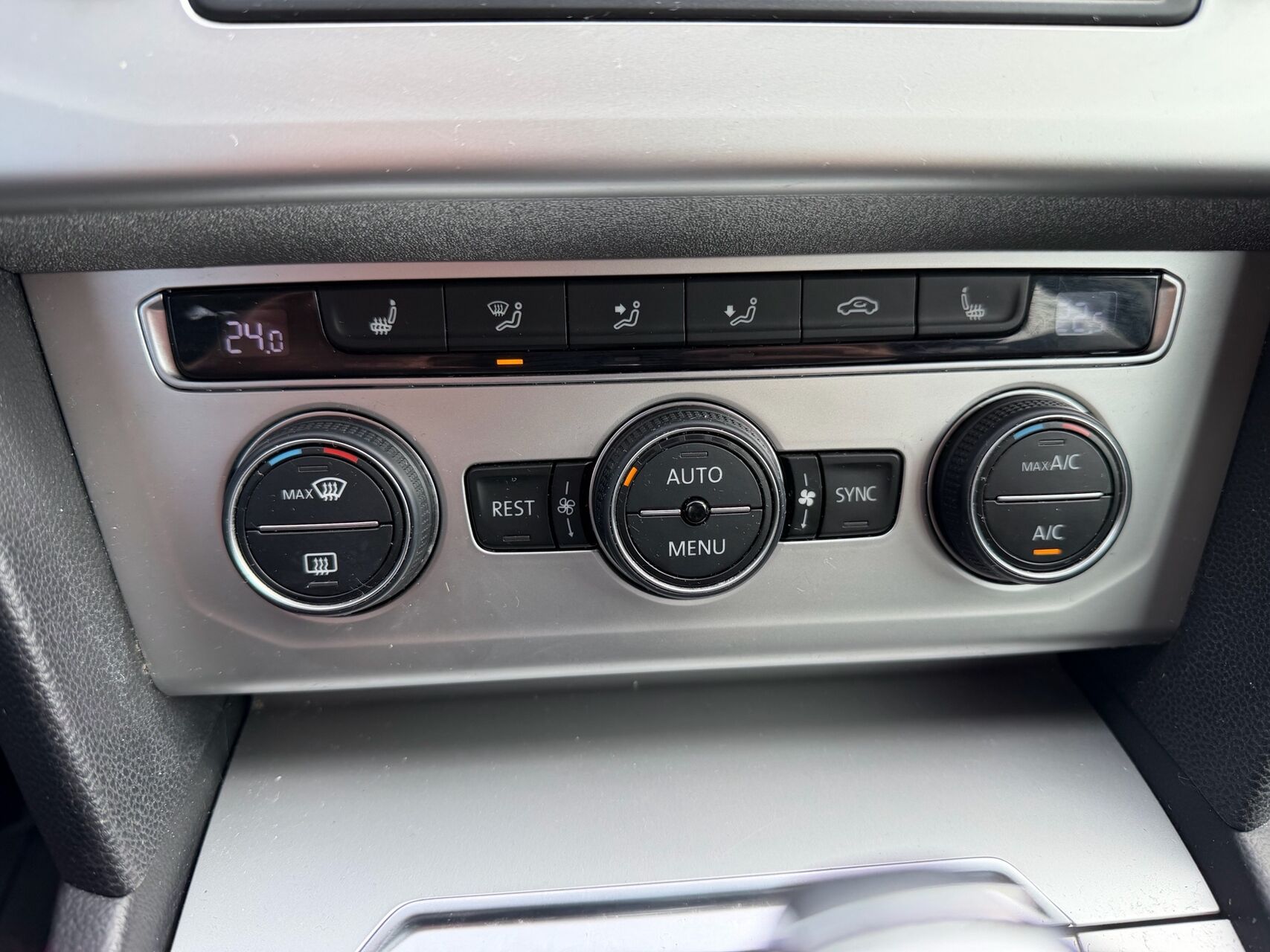 Billede af VW Passat Variant 2,0 TDI BMT Comfortline DSG 150HK Stc 6g Aut.
