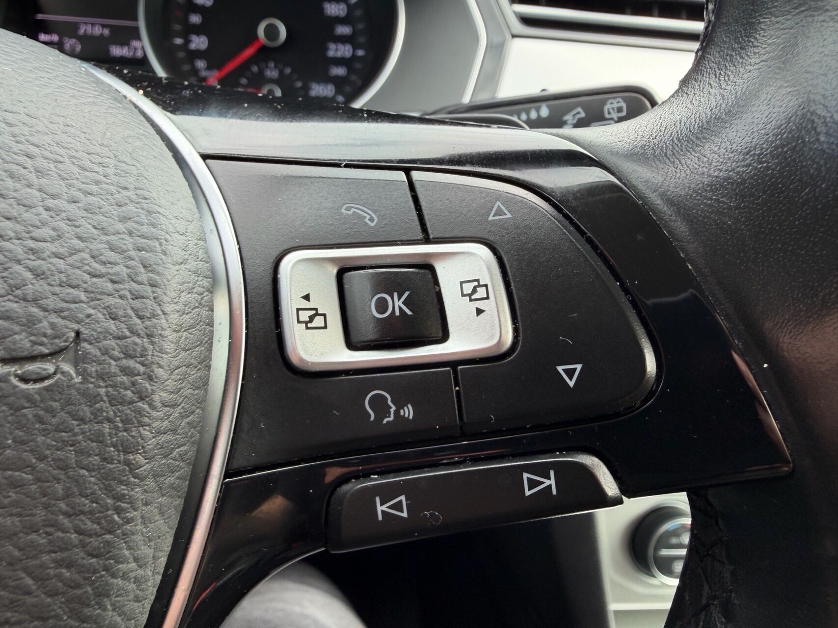 Billede af VW Passat Variant 2,0 TDI BMT Comfortline DSG 150HK Stc 6g Aut.
