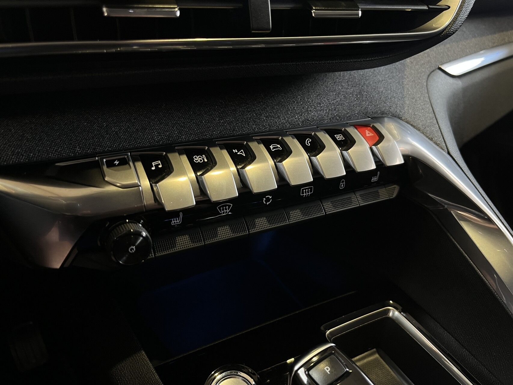 Billede af Peugeot 3008 1,6 PureTech  Plugin-hybrid Allure Pack EAT8 225HK 5d 8g Aut.
