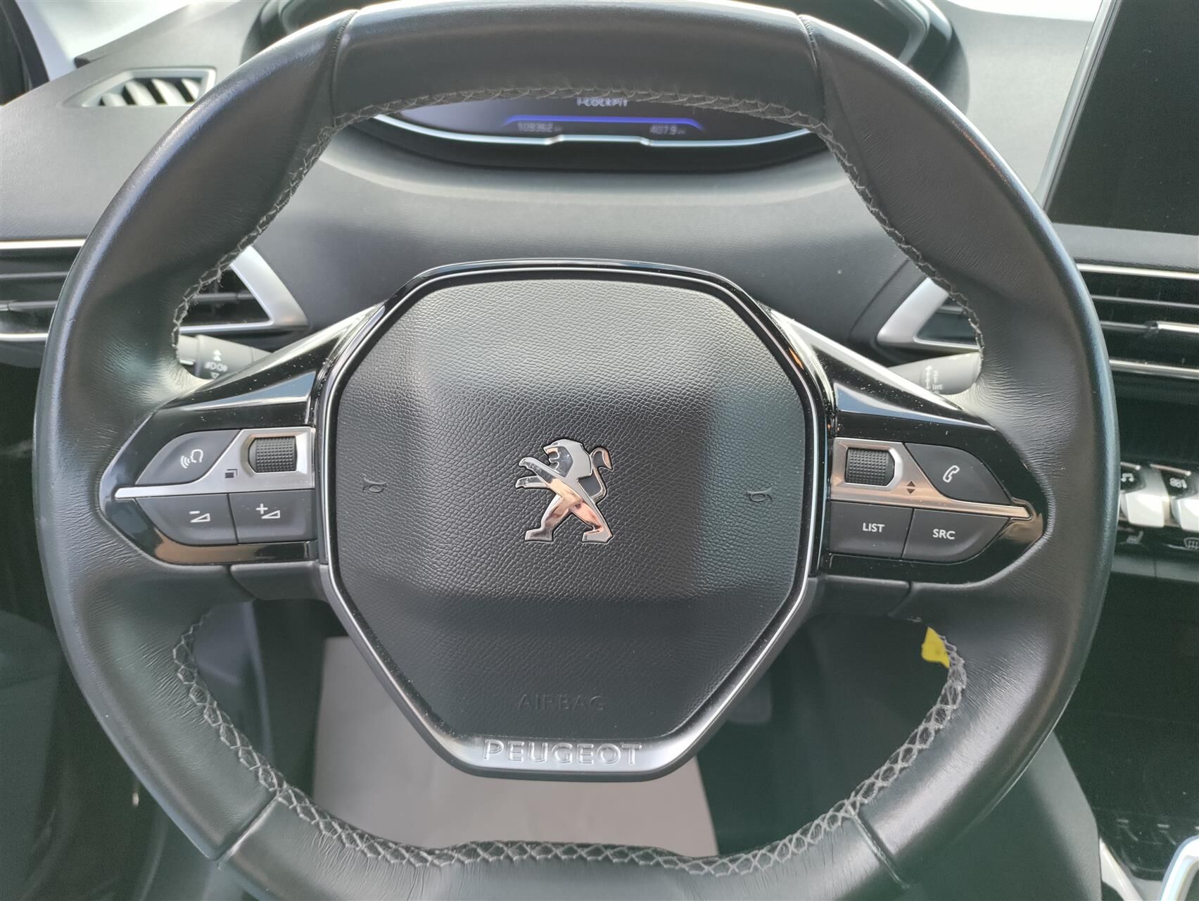 Billede af Peugeot 3008 1,2 e-THP Strike 130HK 5d 6g