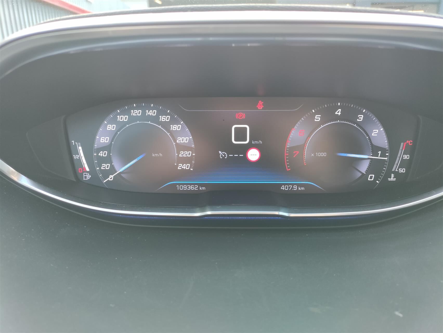Billede af Peugeot 3008 1,2 e-THP Strike 130HK 5d 6g