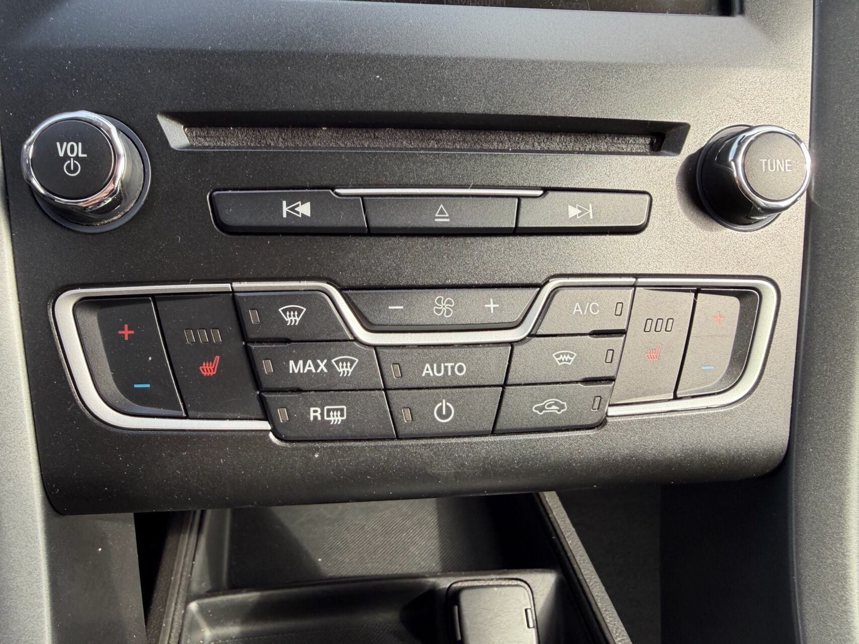 Billede af Ford Mondeo 2,0 TDCi Titanium Powershift 180HK Stc 6g Aut.