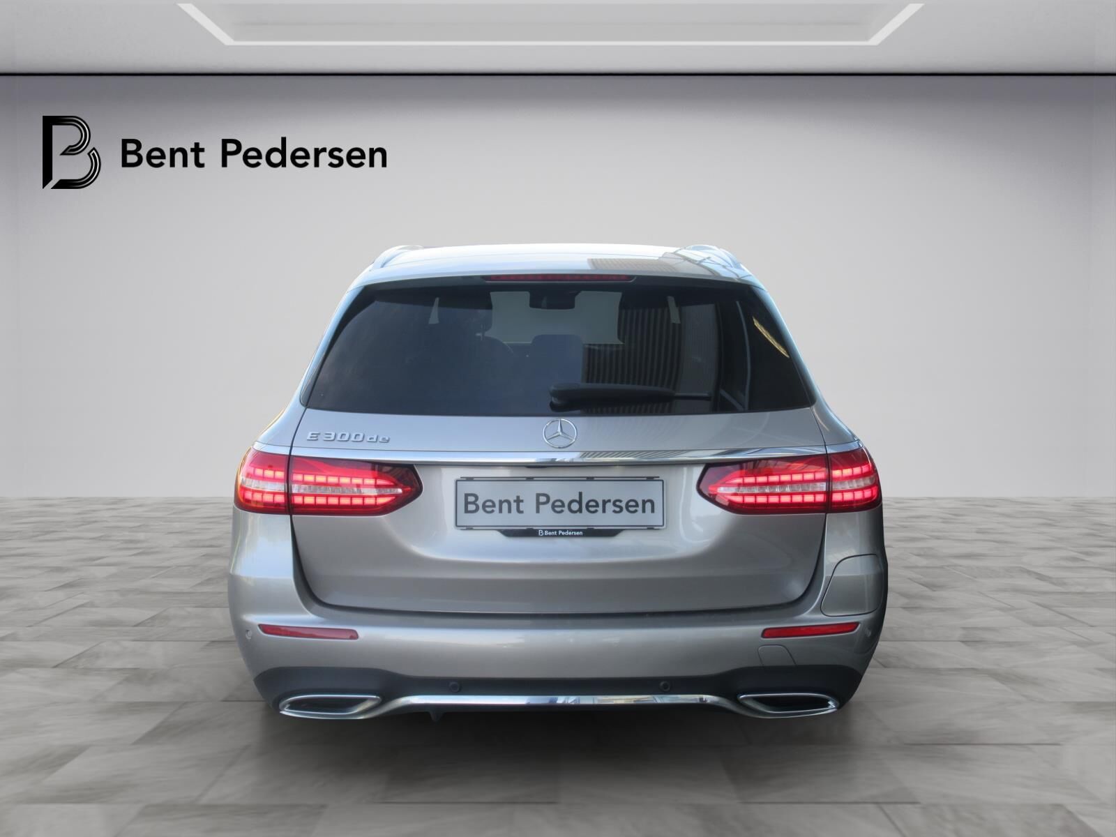 Billede af Mercedes-Benz E300 de T 2,0 Plugin-hybrid AMG Line 9G-Tronic 306HK Stc Aut.