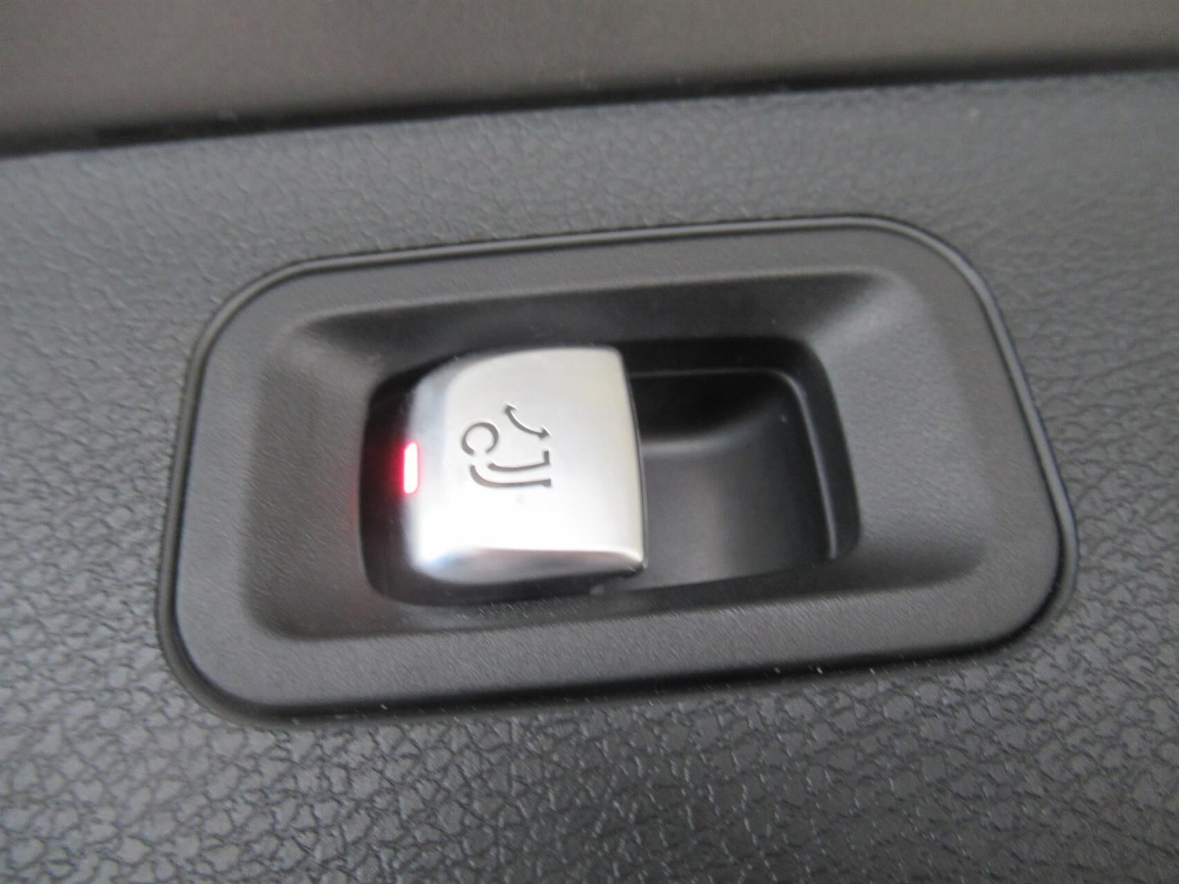Billede af Mercedes-Benz E300 de T 2,0 Plugin-hybrid AMG Line 9G-Tronic 306HK Stc Aut.