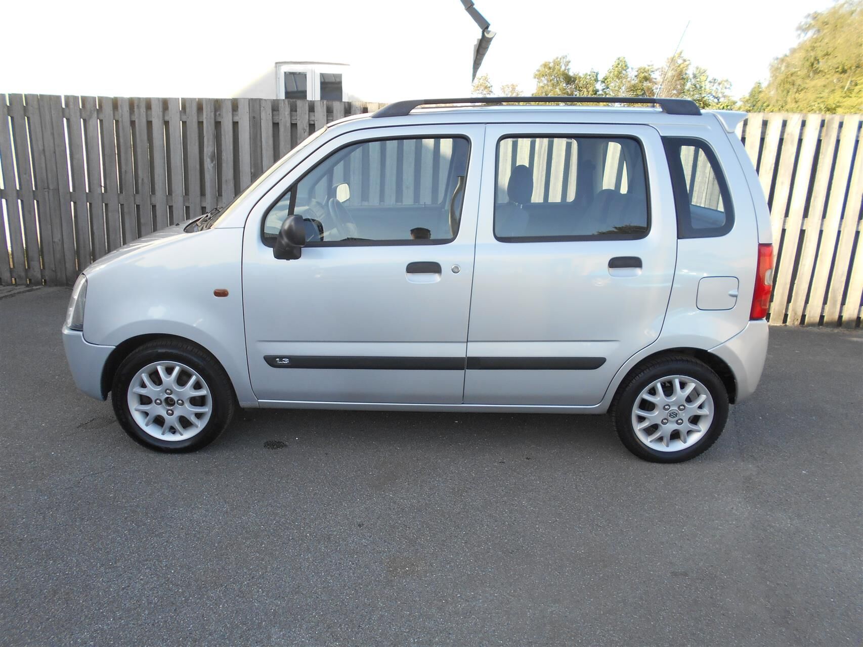 Billede af Suzuki Wagon R + 1,3 GLS 76HK