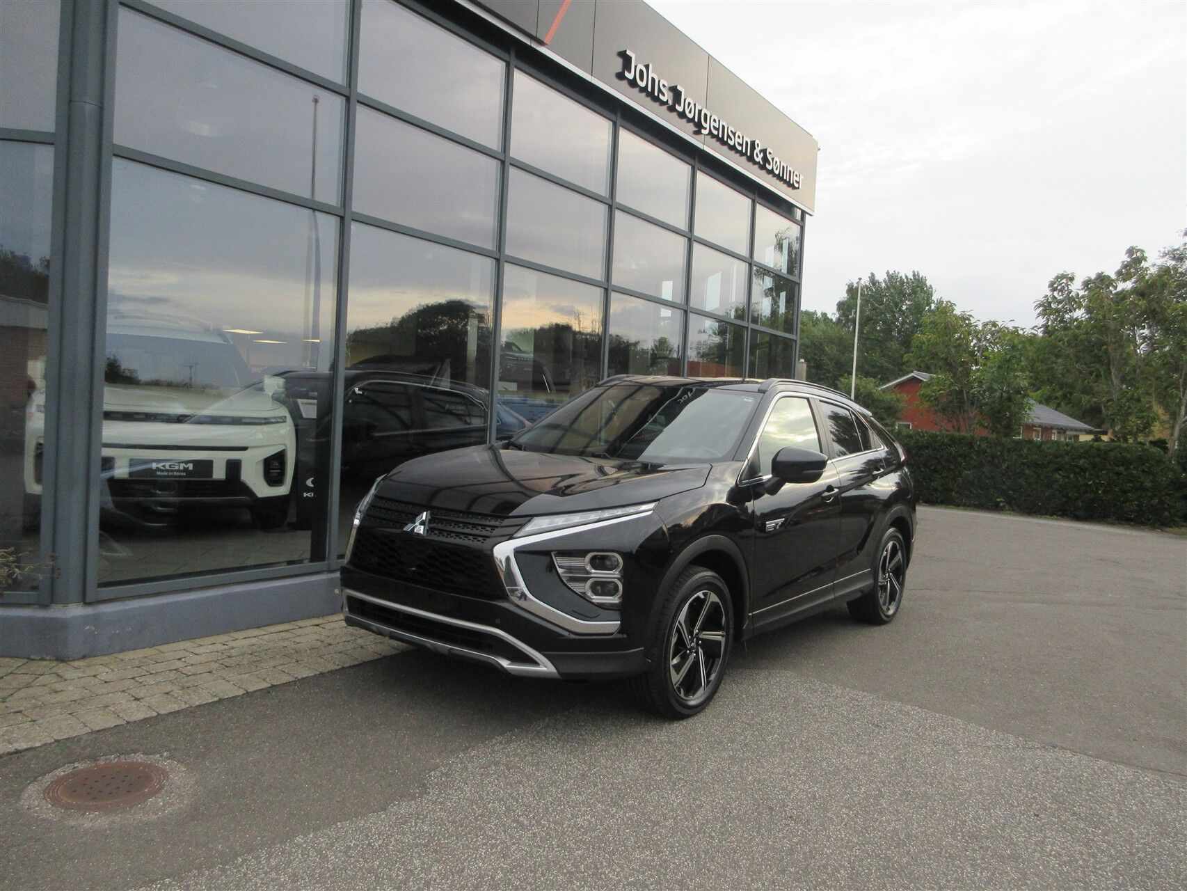 Billede af Mitsubishi Eclipse Cross 2,4 Plugin-hybrid Sport Tech 4WD 188HK 5d Trinl. Gear
