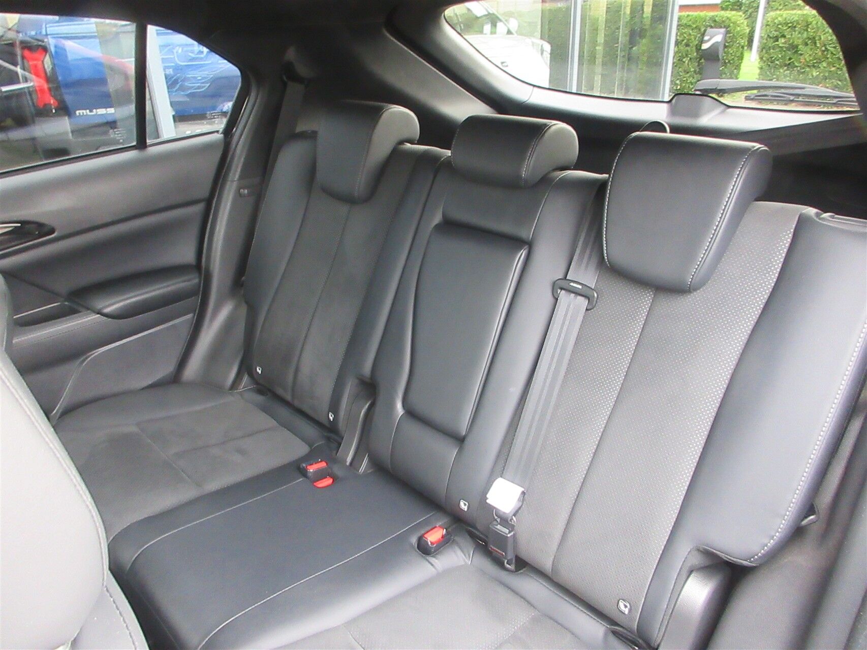 Billede af Mitsubishi Eclipse Cross 2,4 Plugin-hybrid Sport Tech 4WD 188HK 5d Trinl. Gear