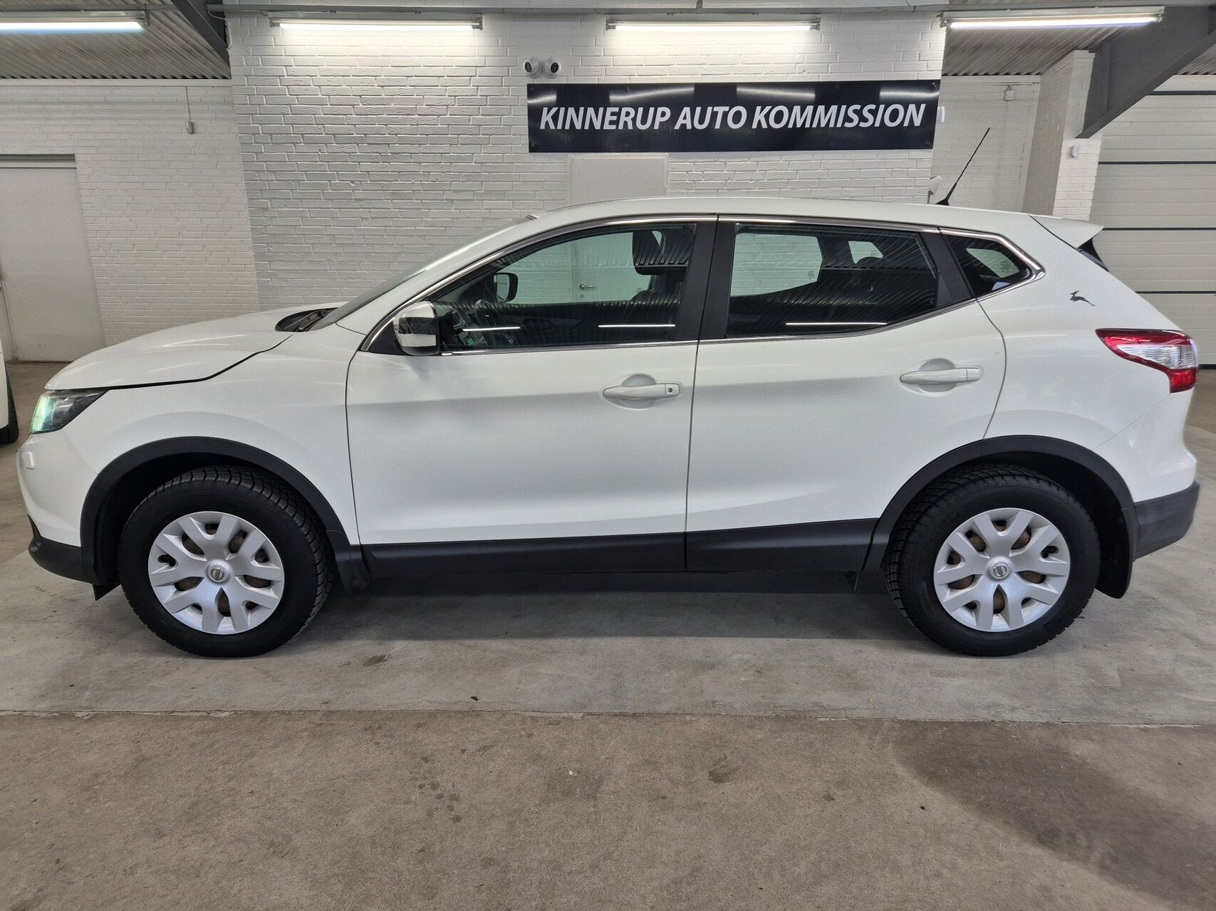 Billede af Nissan Qashqai 1,2 Dig-T Visia 4x2 115HK 5d 6g