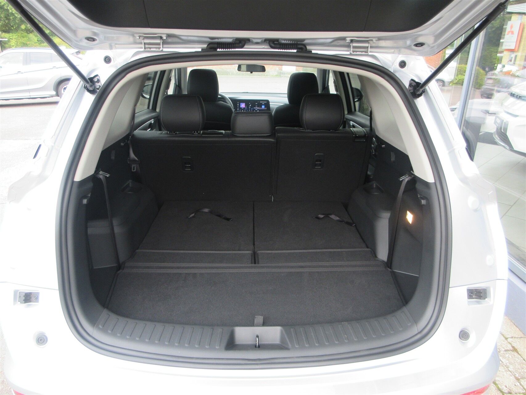 Billede af Navor E5 1,5 Plugin-hybrid Rock E-CVT 218HK 5d Aut.