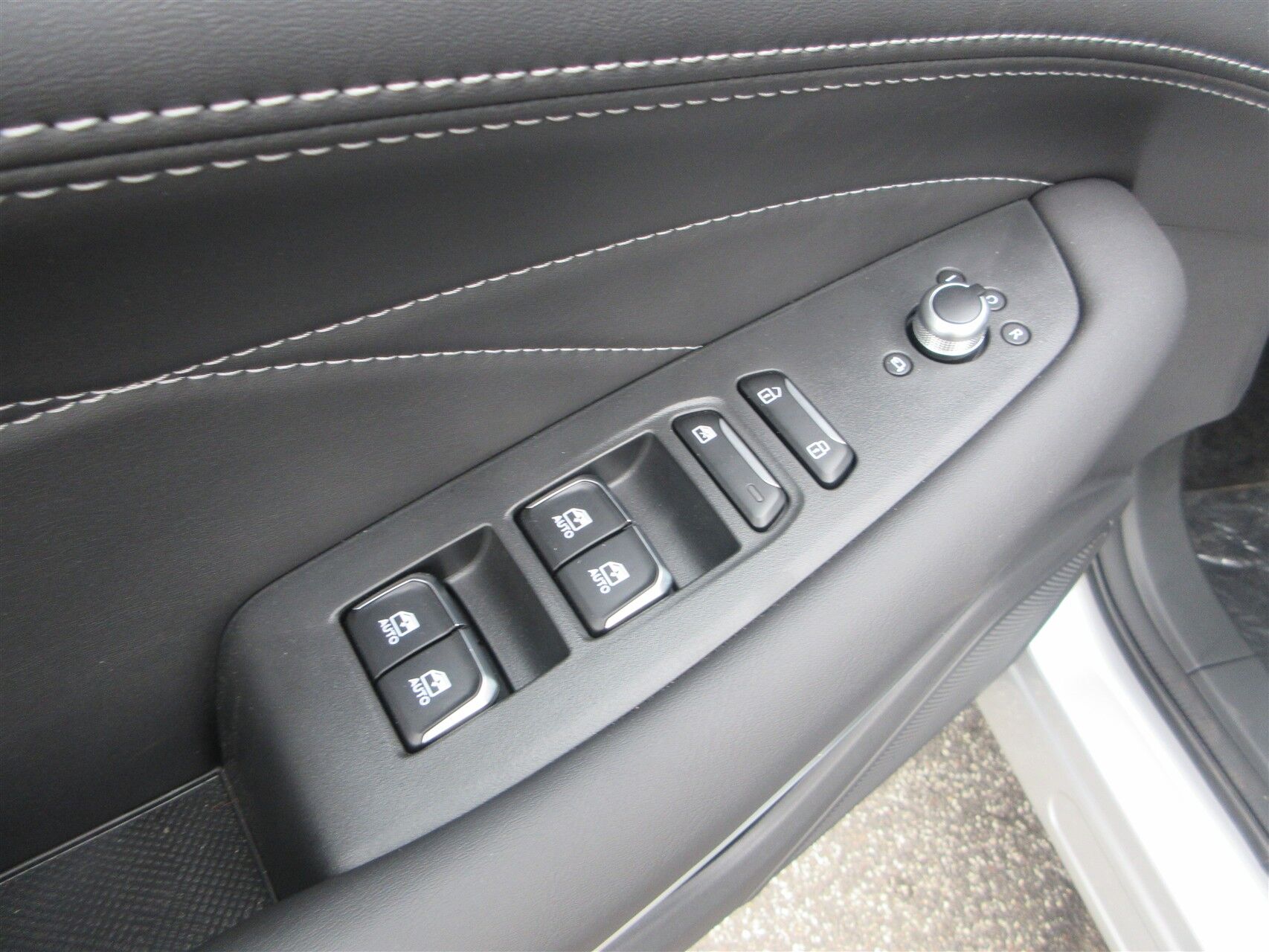 Billede af Navor E5 1,5 Plugin-hybrid Rock E-CVT 218HK 5d Aut.