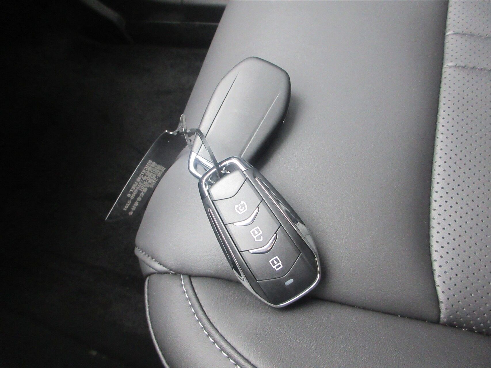 Billede af Navor E5 1,5 Plugin-hybrid Rock E-CVT 218HK 5d Aut.