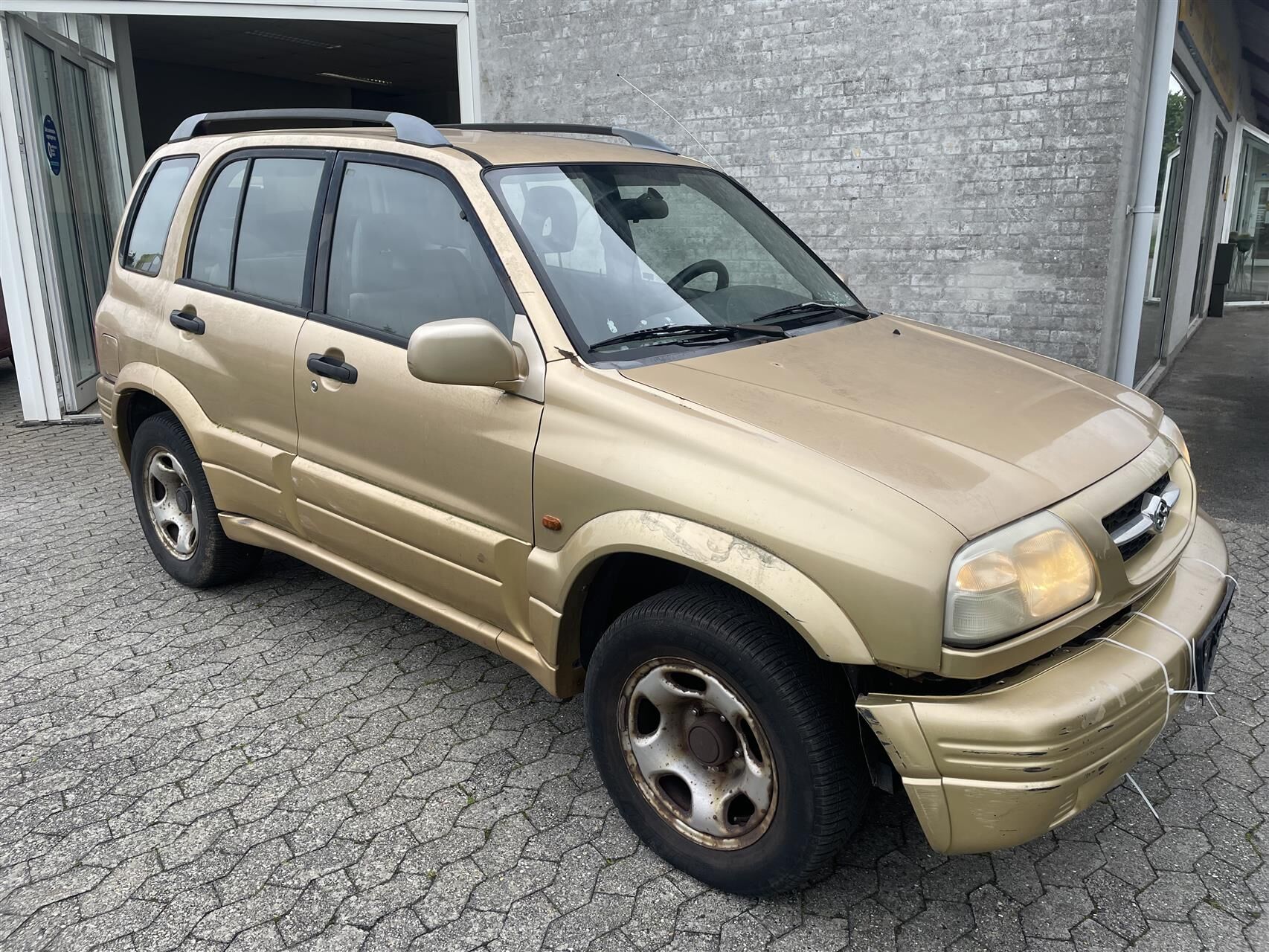 Billede af Suzuki Grand Vitara 2,5 V6 4x4 144HK 5d