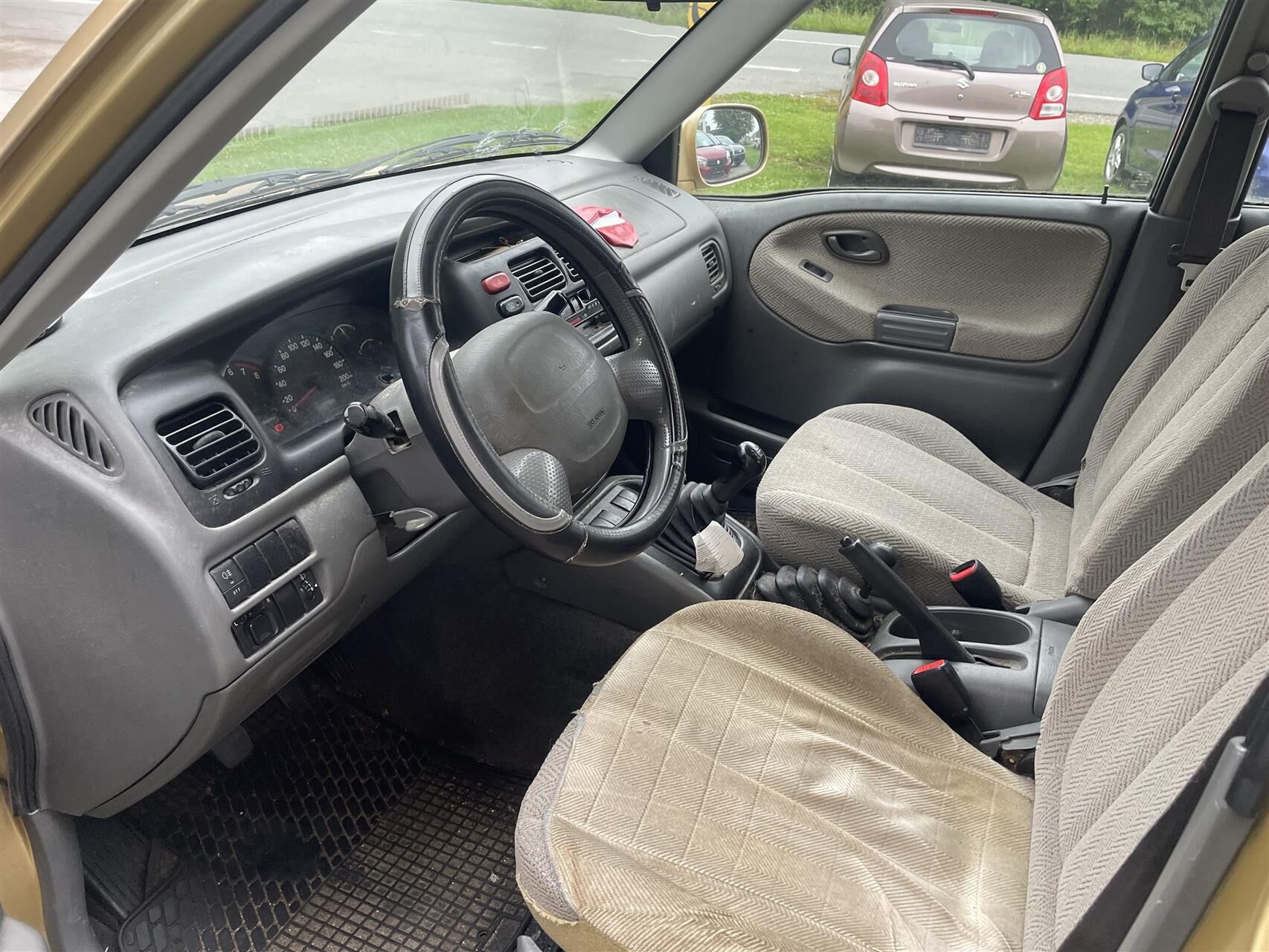 Billede af Suzuki Grand Vitara 2,5 V6 4x4 144HK 5d