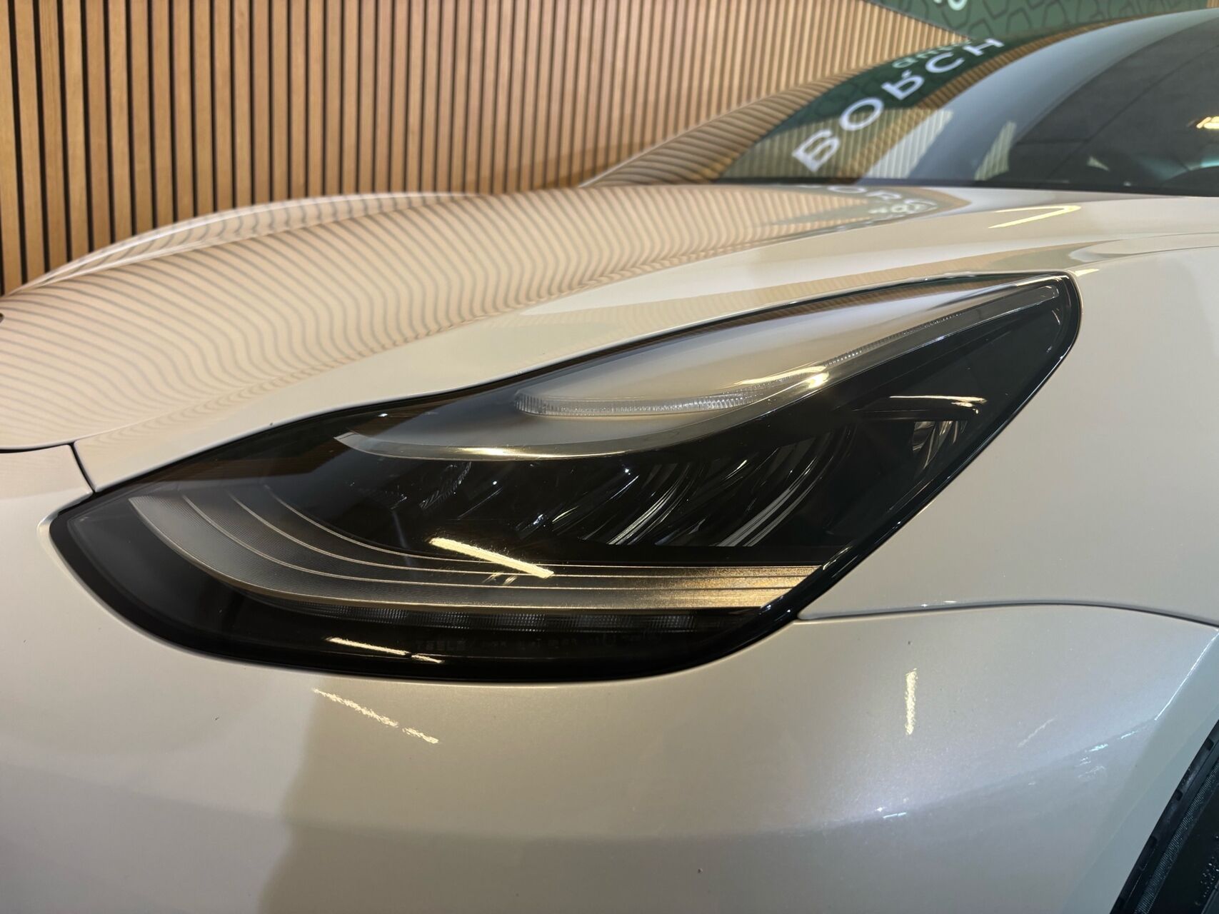 Billede af Tesla Model 3 EL Standard Range Plus 325HK Aut.