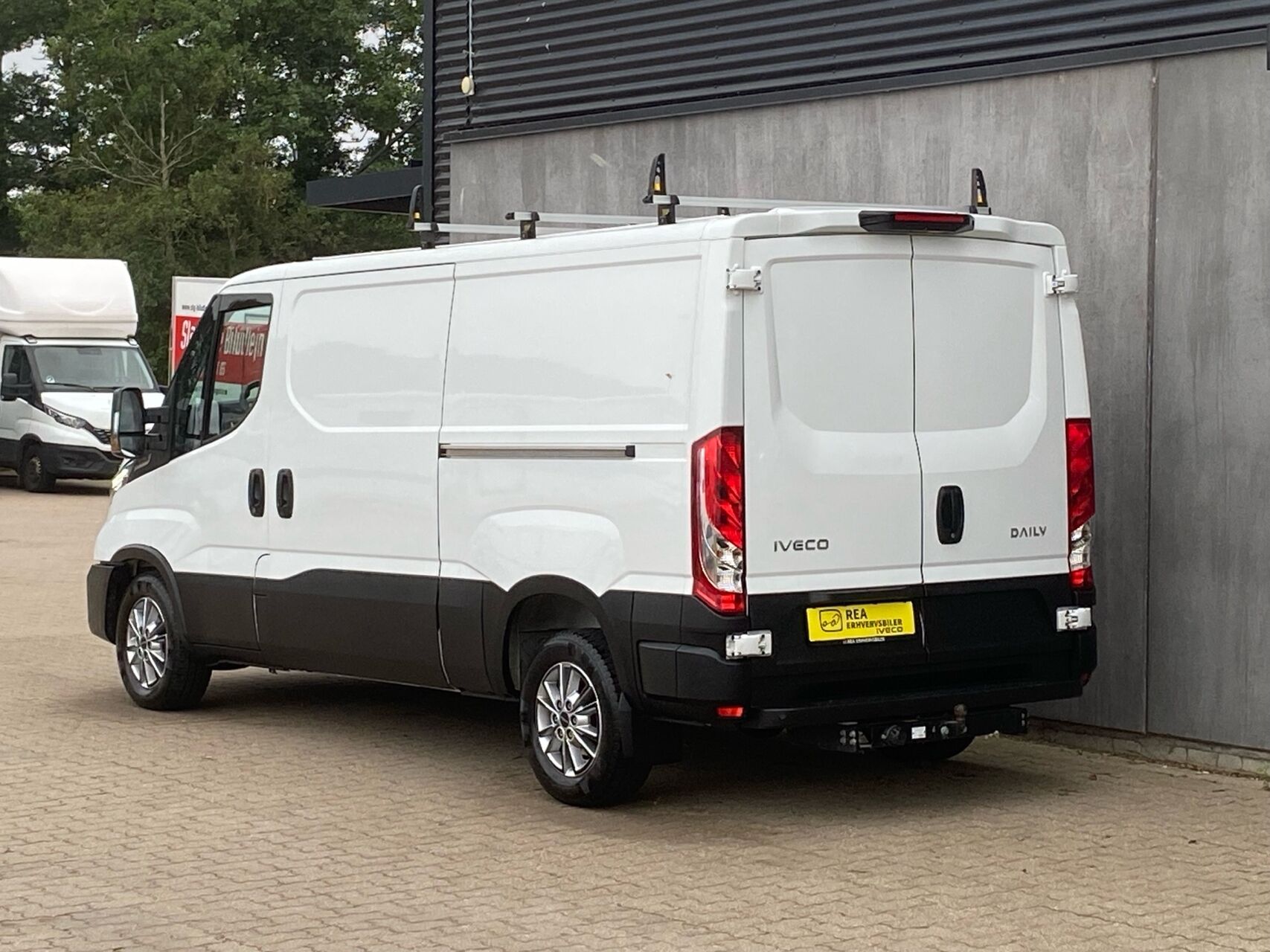 Billede af Iveco Daily 35C18 9m3 3,0 D Hi-Matic 176HK Van 8g Aut.
