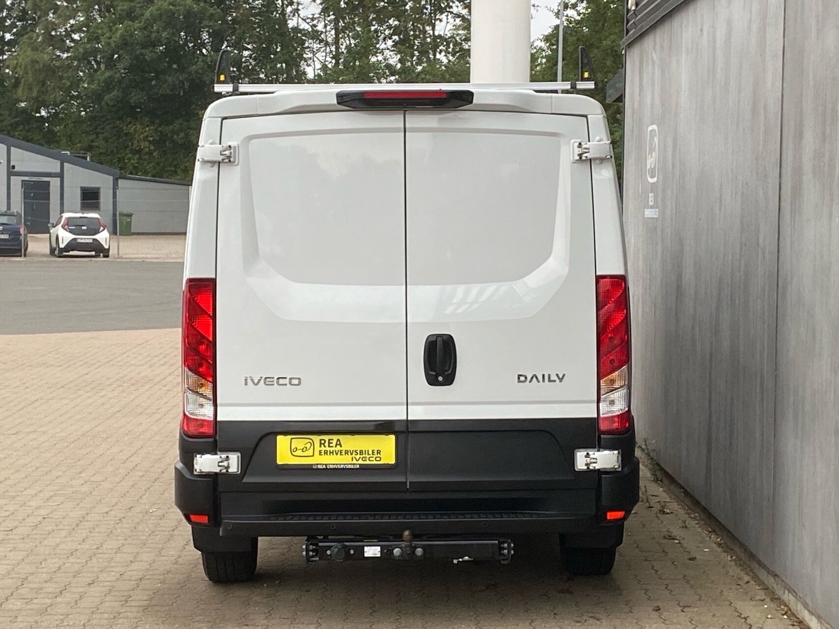 Billede af Iveco Daily 35C18 9m3 3,0 D Hi-Matic 176HK Van 8g Aut.