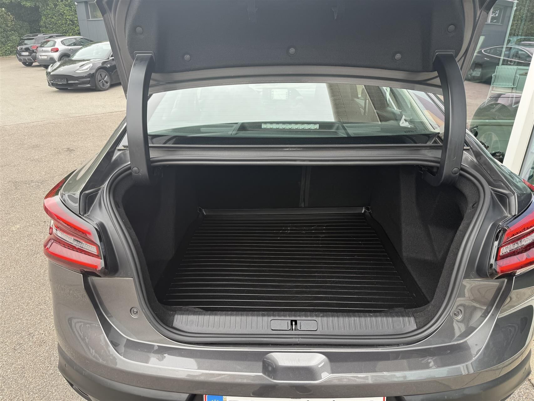 Billede af Citroën C4 X 1,2 PureTech Chevron Sport Ltd. EAT8 130HK 5d 8g Aut.