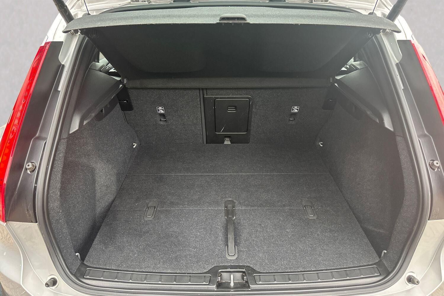 Billede af Volvo XC40 P6 Recharge Plus 231HK 5d Aut.