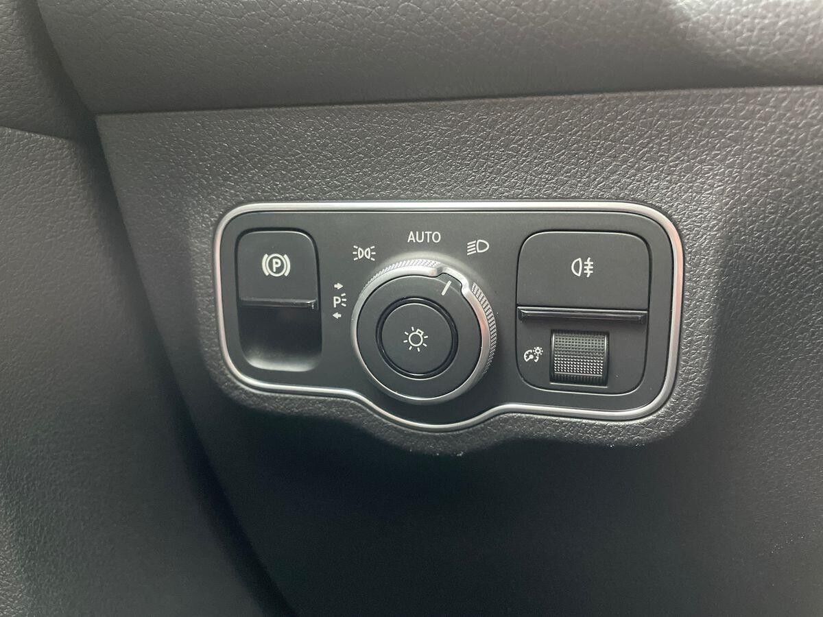 Billede af Mercedes-Benz EQB 250+ EL AMG Advance 190HK 5d Aut.