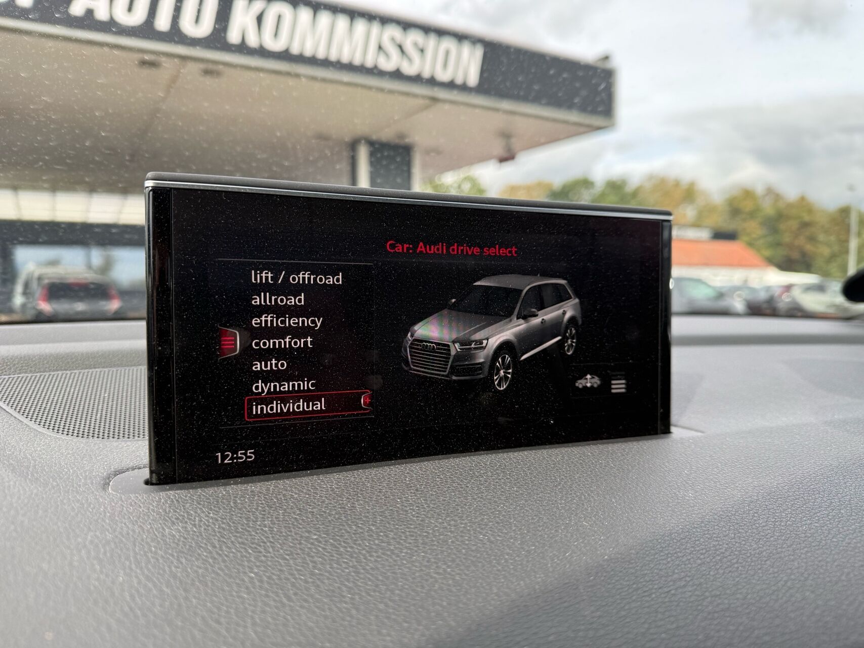 Billede af Audi Q7 3,0 TDI S Line Quattro Tiptr. 272HK 5d 8g Aut.