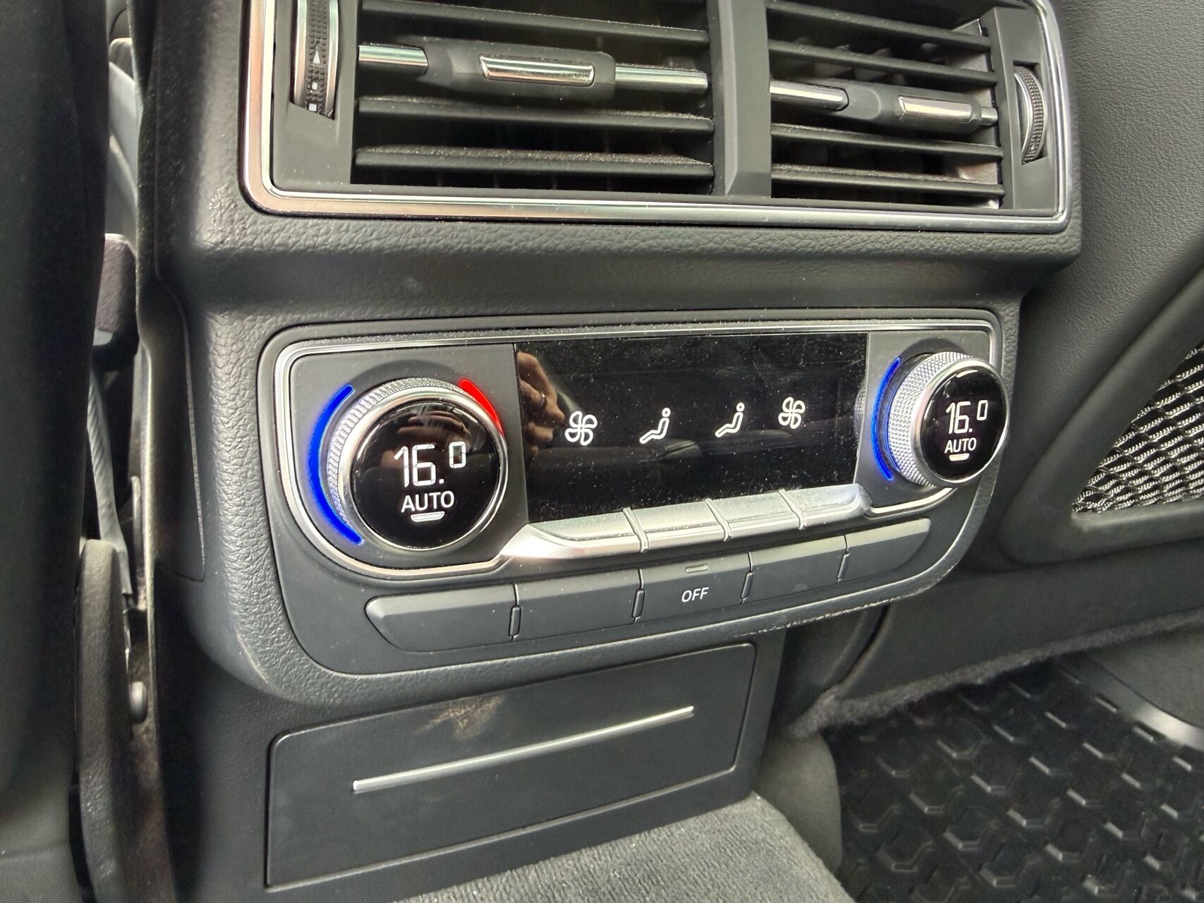 Billede af Audi Q7 3,0 TDI S Line Quattro Tiptr. 272HK 5d 8g Aut.