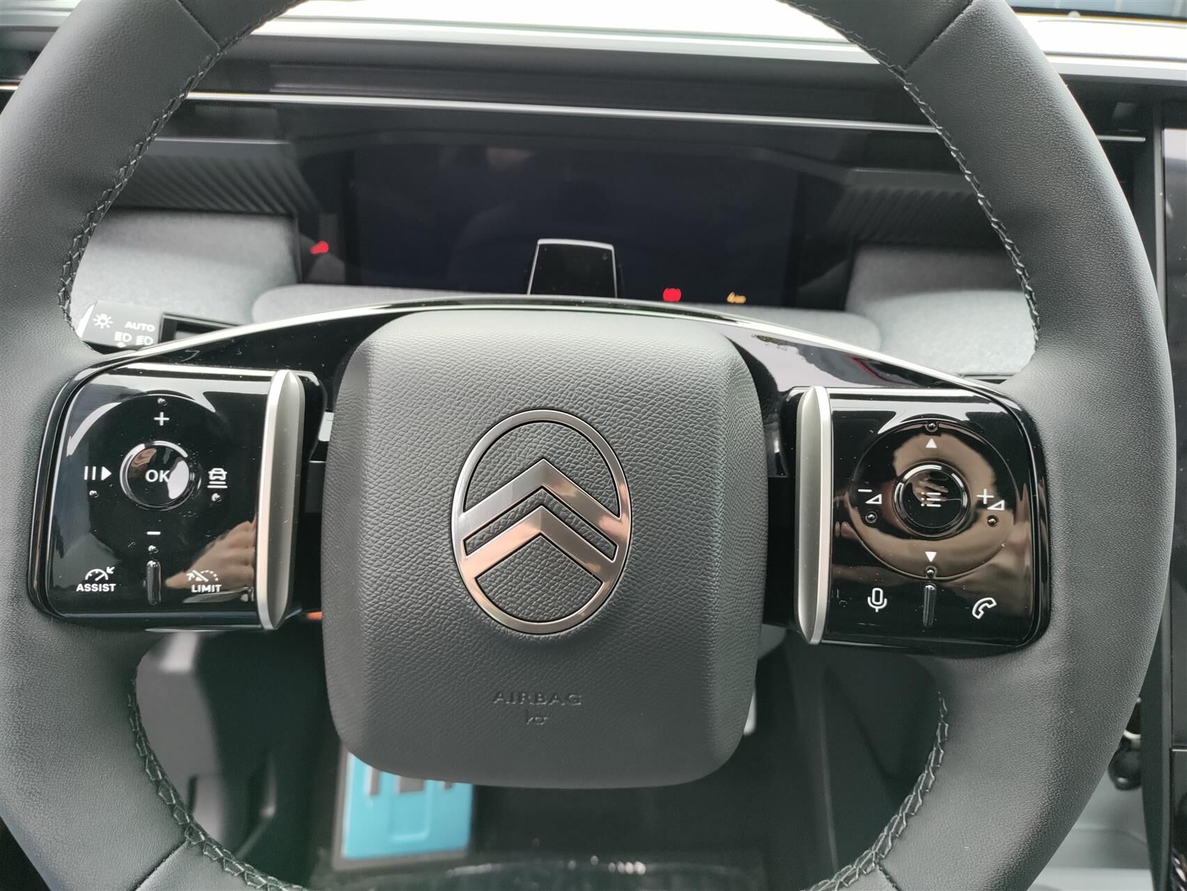 Billede af Citroën e-C5 Aircross EL VTR Sport 210HK 5d Aut.