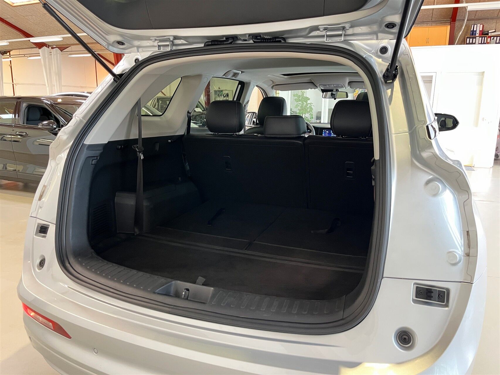 Billede af Navor E5 1,5 B/EL Rock E-CVT 7 Personers 218HK 5d Aut. 