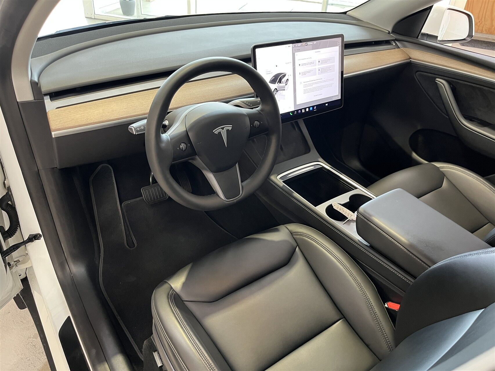 Billede af Tesla Model Y EL Long Range AWD 514HK 5d Aut.