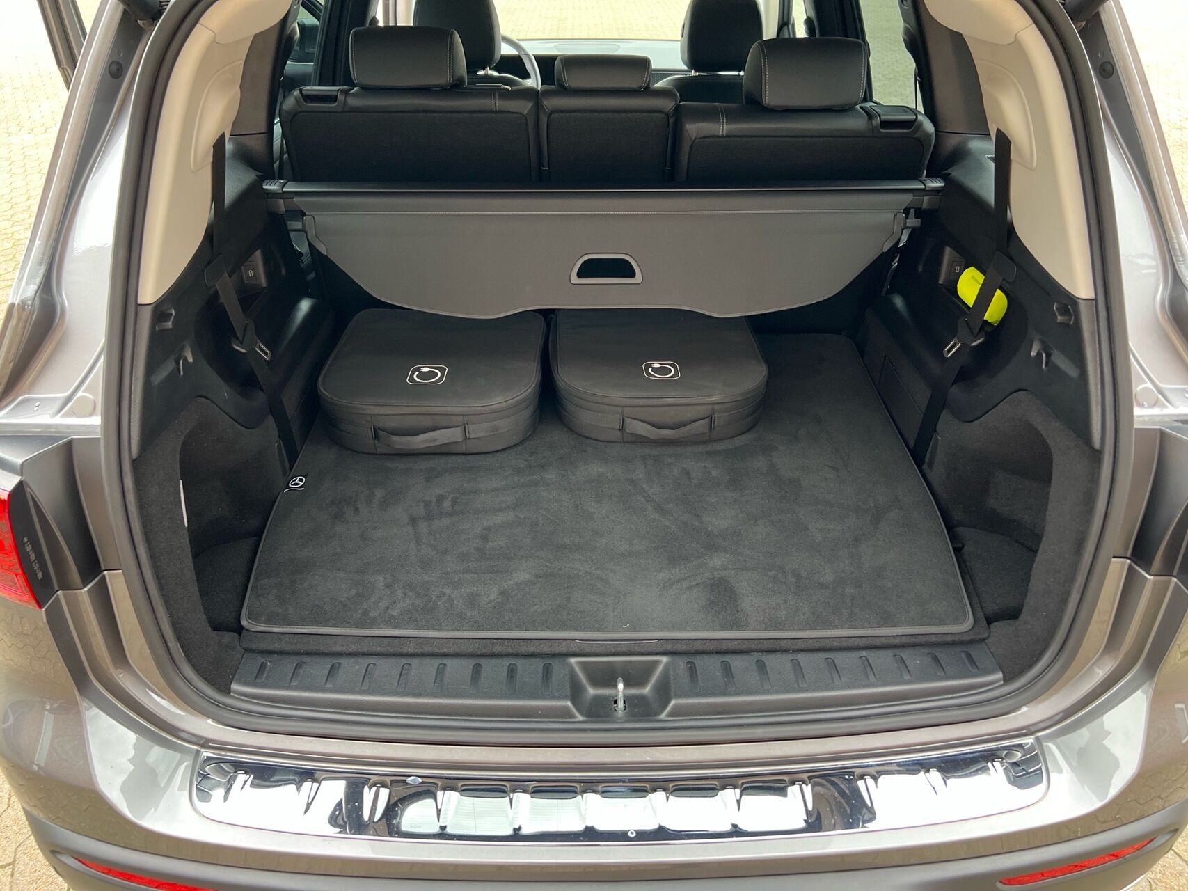 Billede af Mercedes-Benz EQB 250+ EL Progressive 7 pers. 190HK 5d Aut.