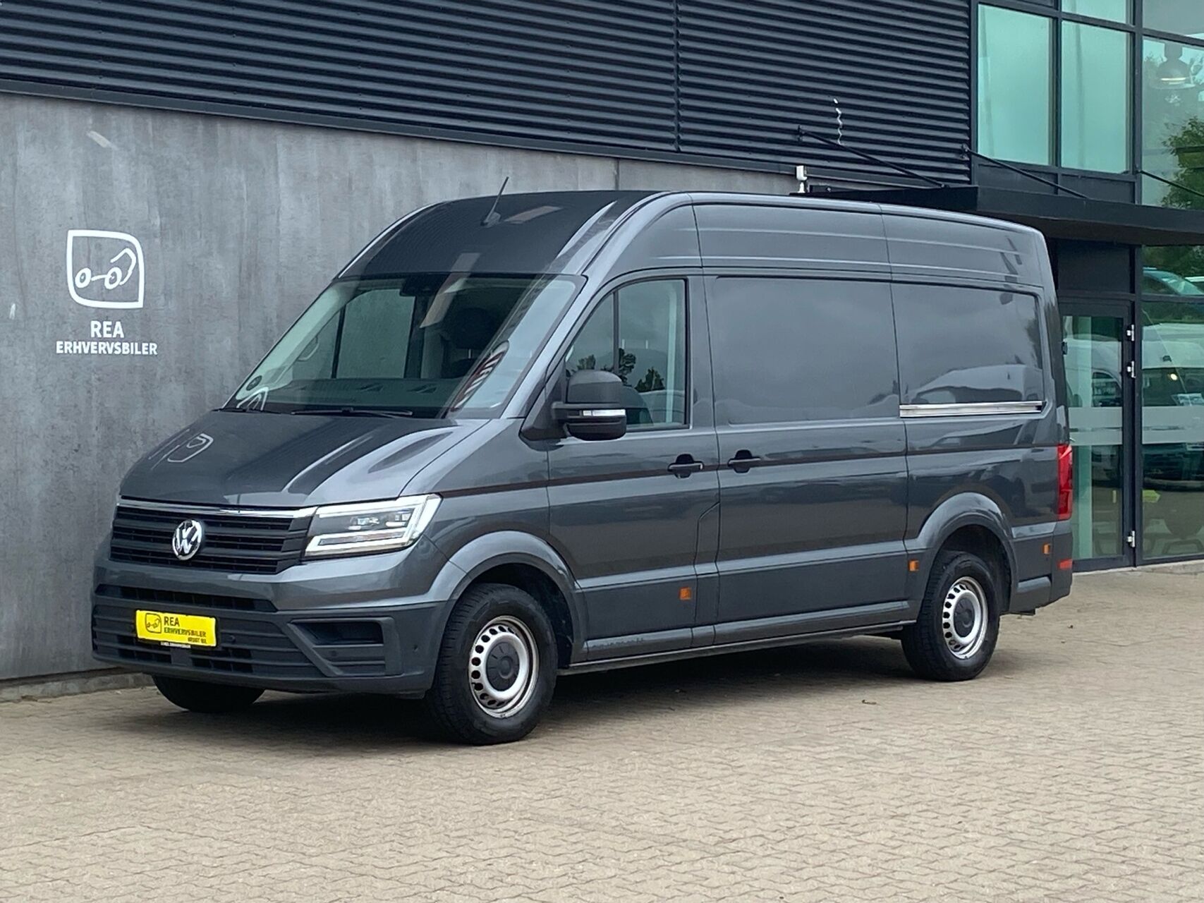 Billede af VW Crafter 35 L3H2 2,0 TDI SCR 177HK Van 8g Aut.
