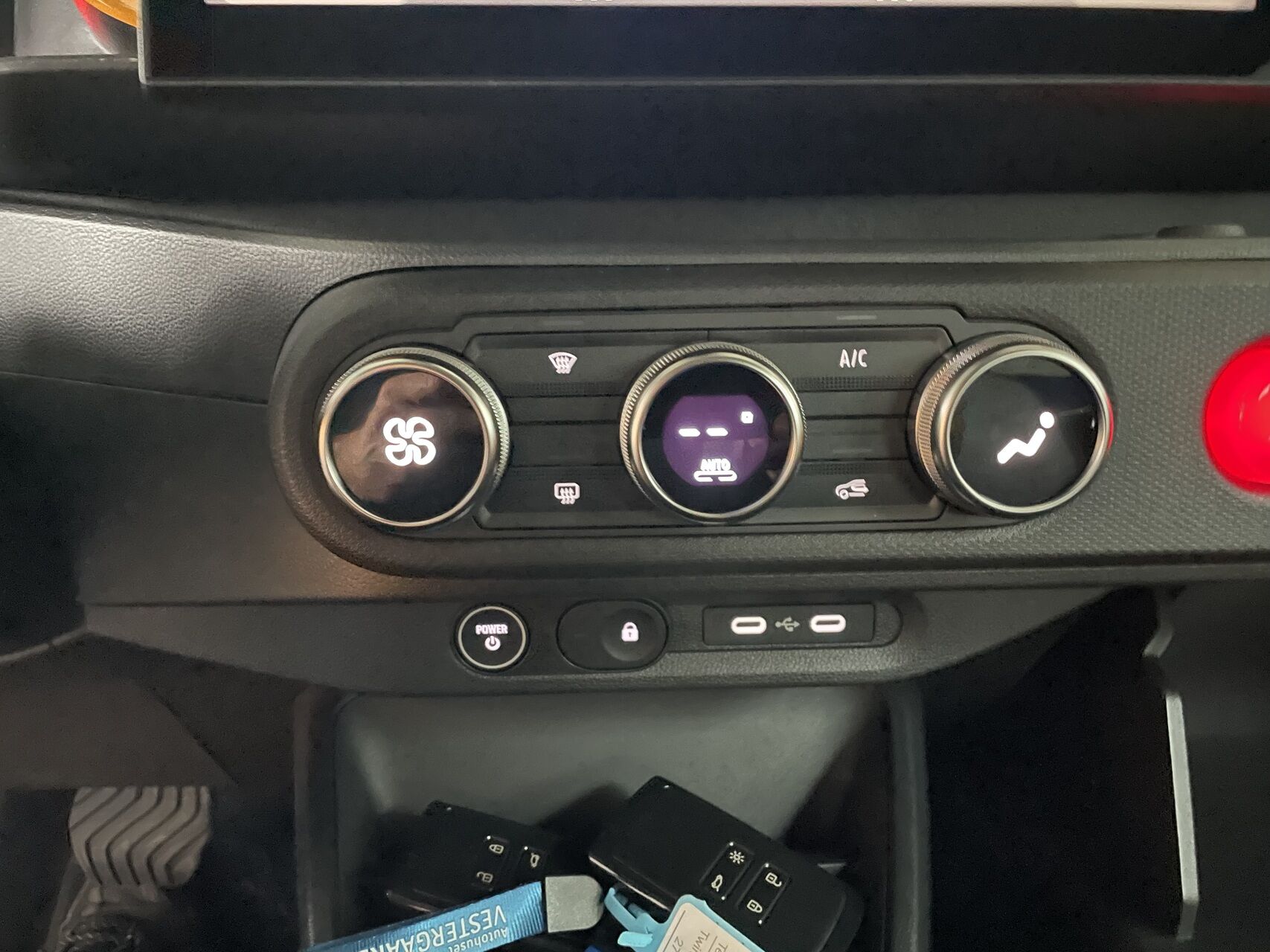 Billede af Renault Twingo EL Techno 82HK 5d Aut.