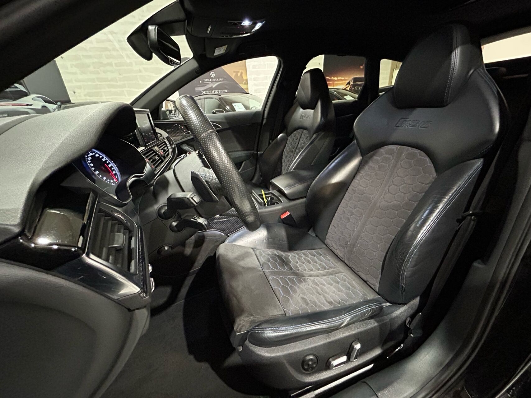Billede af Audi RS 6 Avant 4,0 TFSI Performance Quattro Tiptr. 605HK Stc 8g Aut.