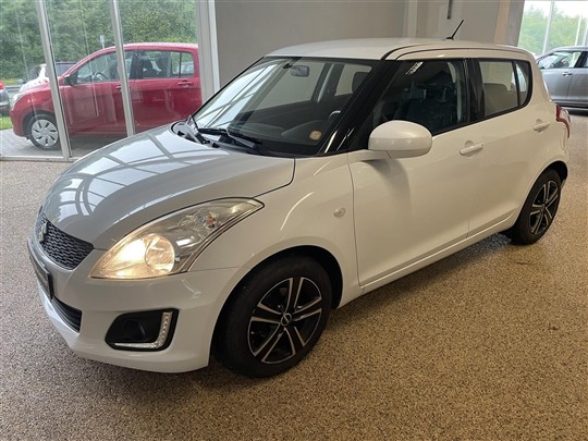 Suzuki Swift 1,2 Dualjet 16V Club 90HK 5d