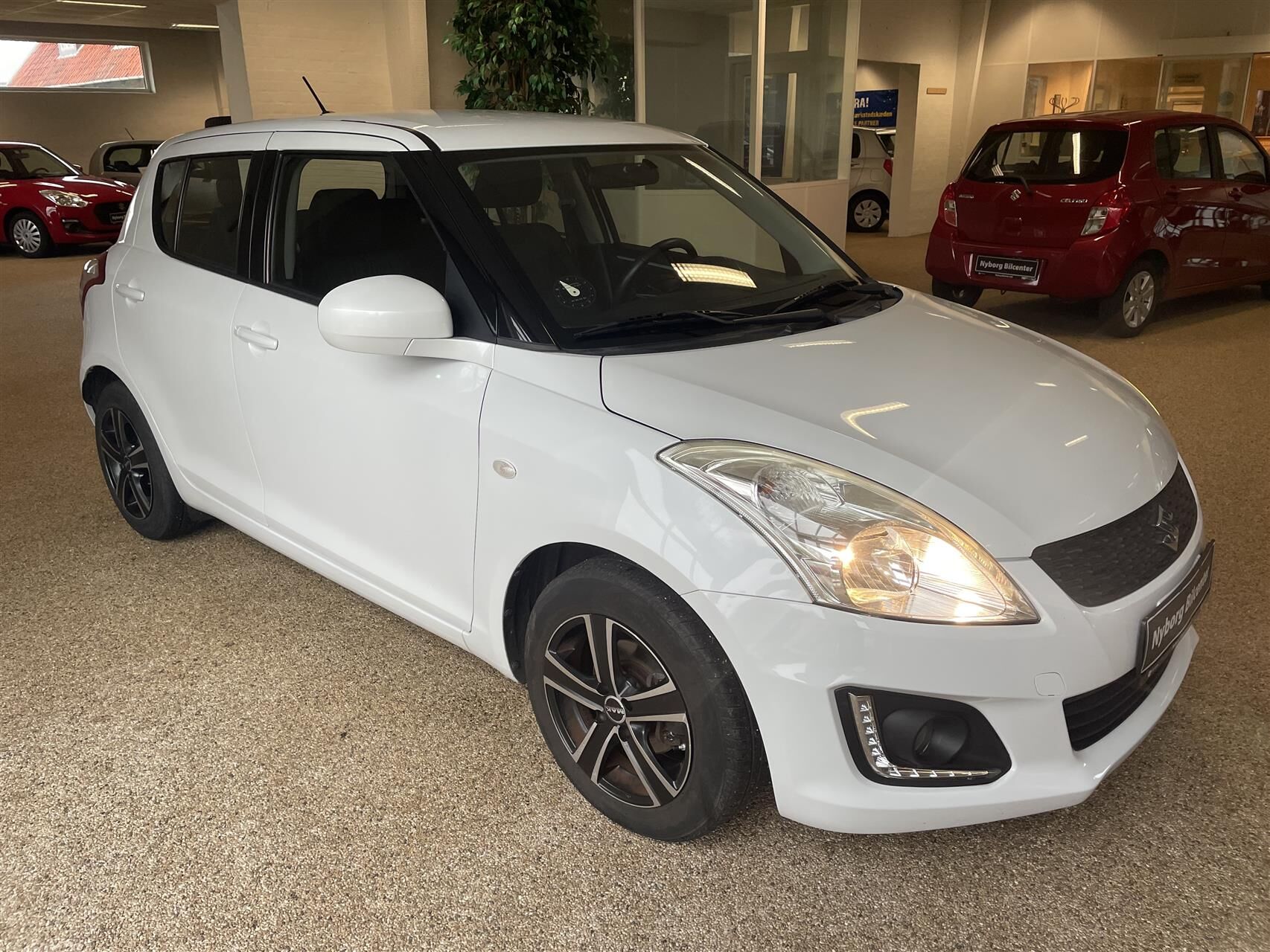 Billede af Suzuki Swift 1,2 Dualjet 16V Club 90HK 5d
