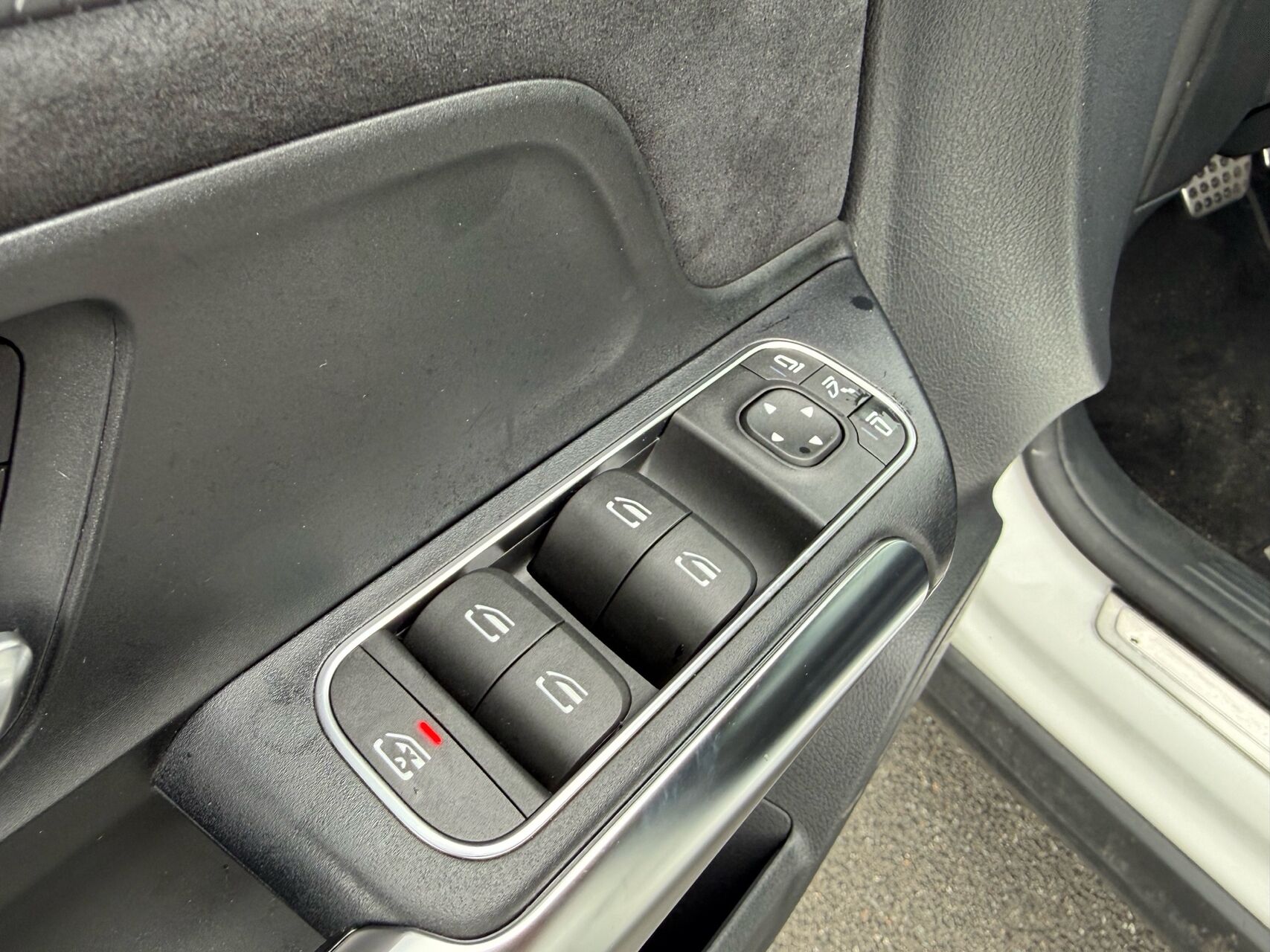 Billede af Mercedes-Benz EQA 250 EL AMG Line 190HK 5d Aut.