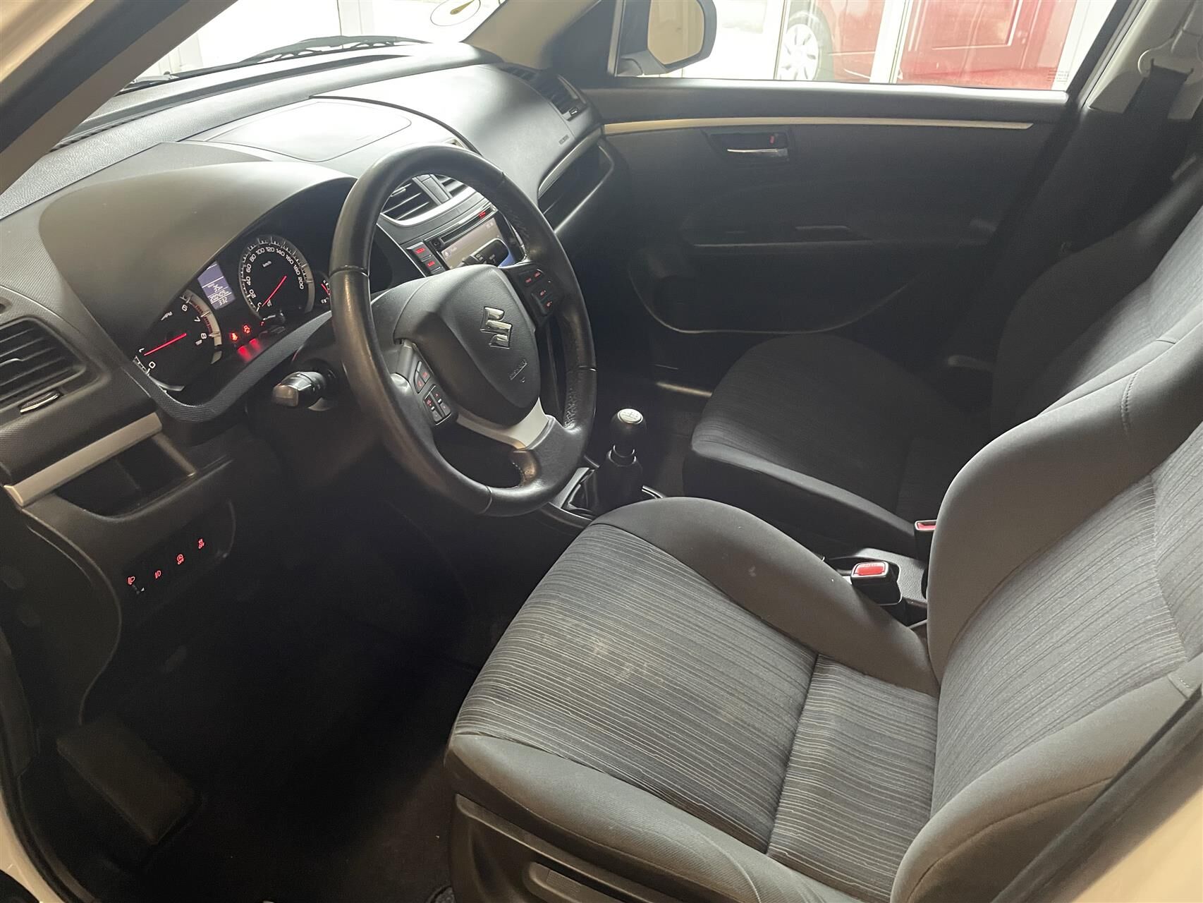 Billede af Suzuki Swift 1,2 Dualjet 16V Club 90HK 5d