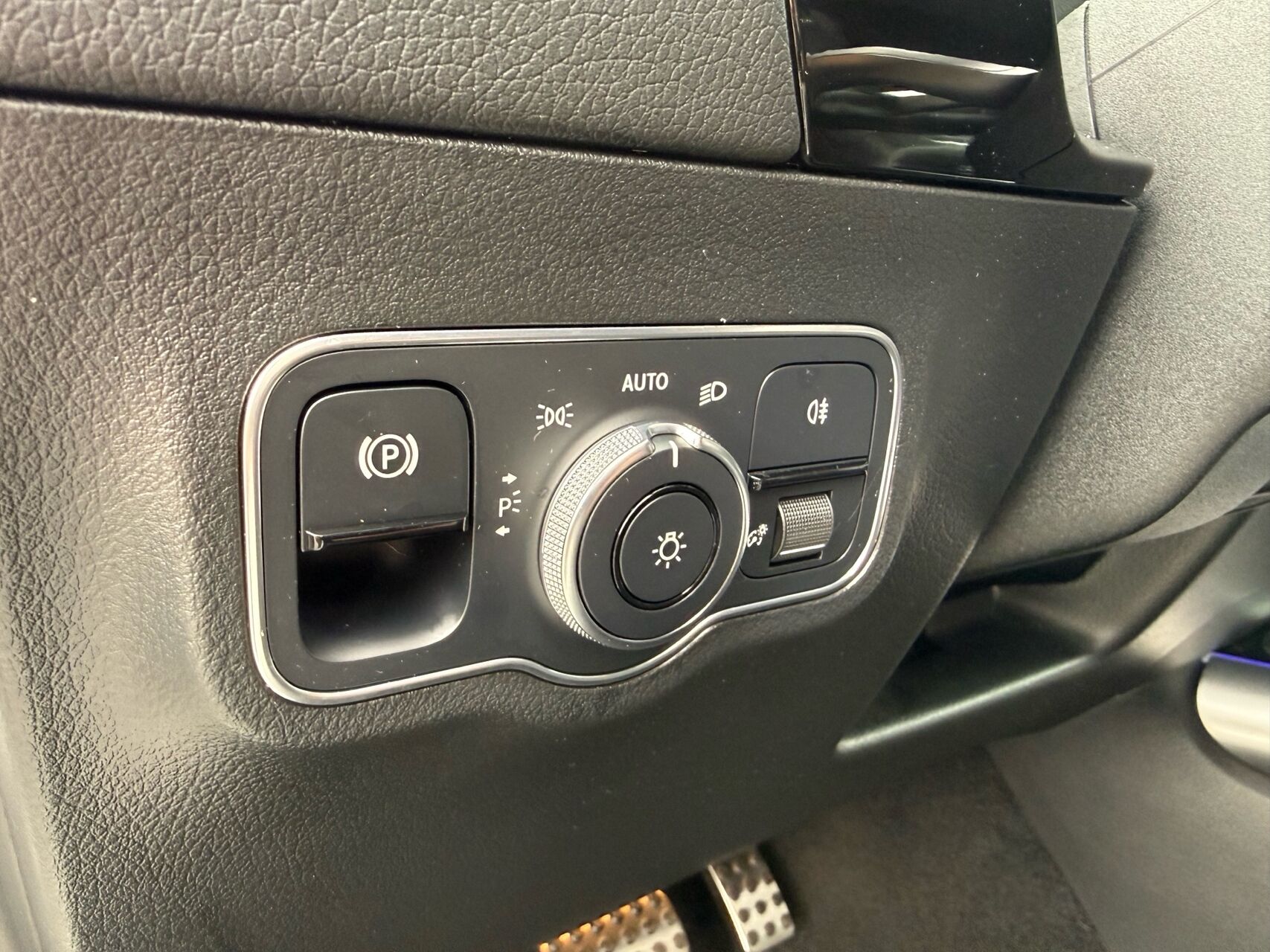 Billede af Mercedes-Benz EQA 250 EL AMG Line 190HK 5d Aut.