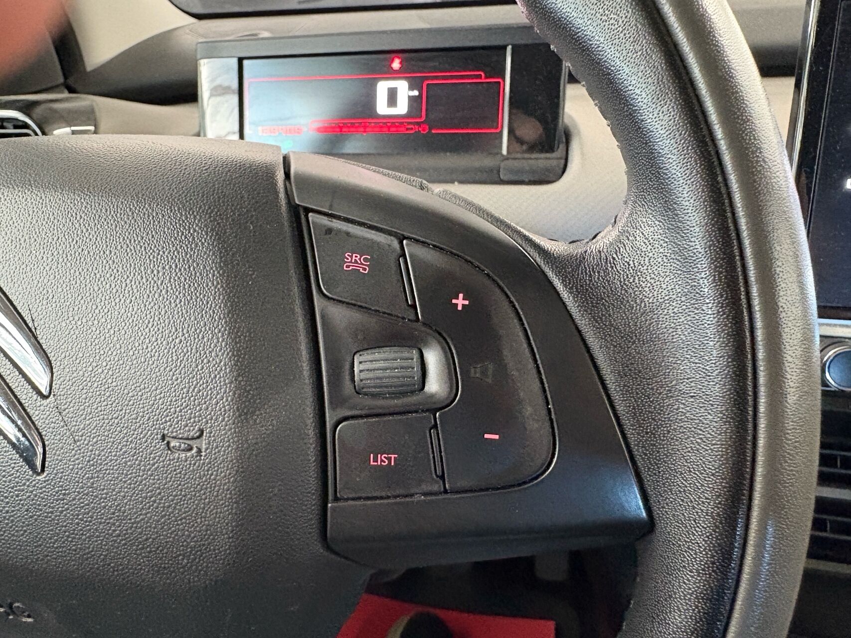 Billede af Citroën C4 Cactus 1,6 Blue HDi Iconic start/stop 100HK 5d