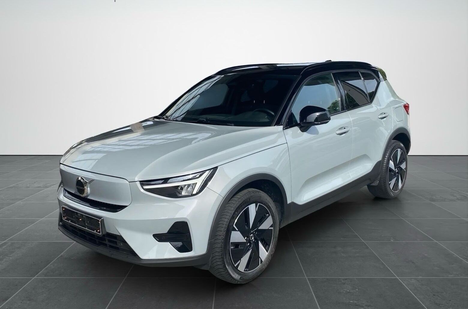 Billede af Volvo XC40 Recharge Twin Plus AWD 408HK 5d Aut.