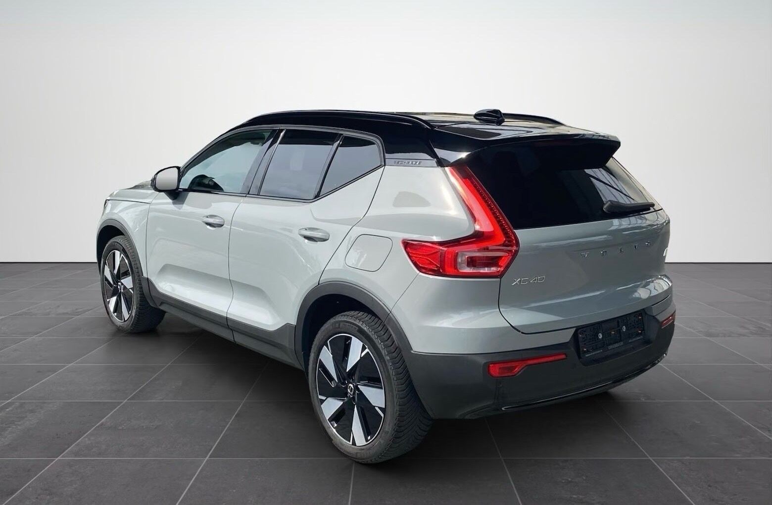 Billede af Volvo XC40 Recharge Twin Plus AWD 408HK 5d Aut.