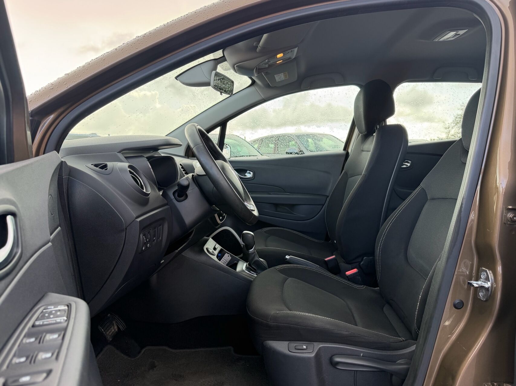 Billede af Renault Captur 1,2 TCE Zen EDC 120HK 5d 6g Aut.