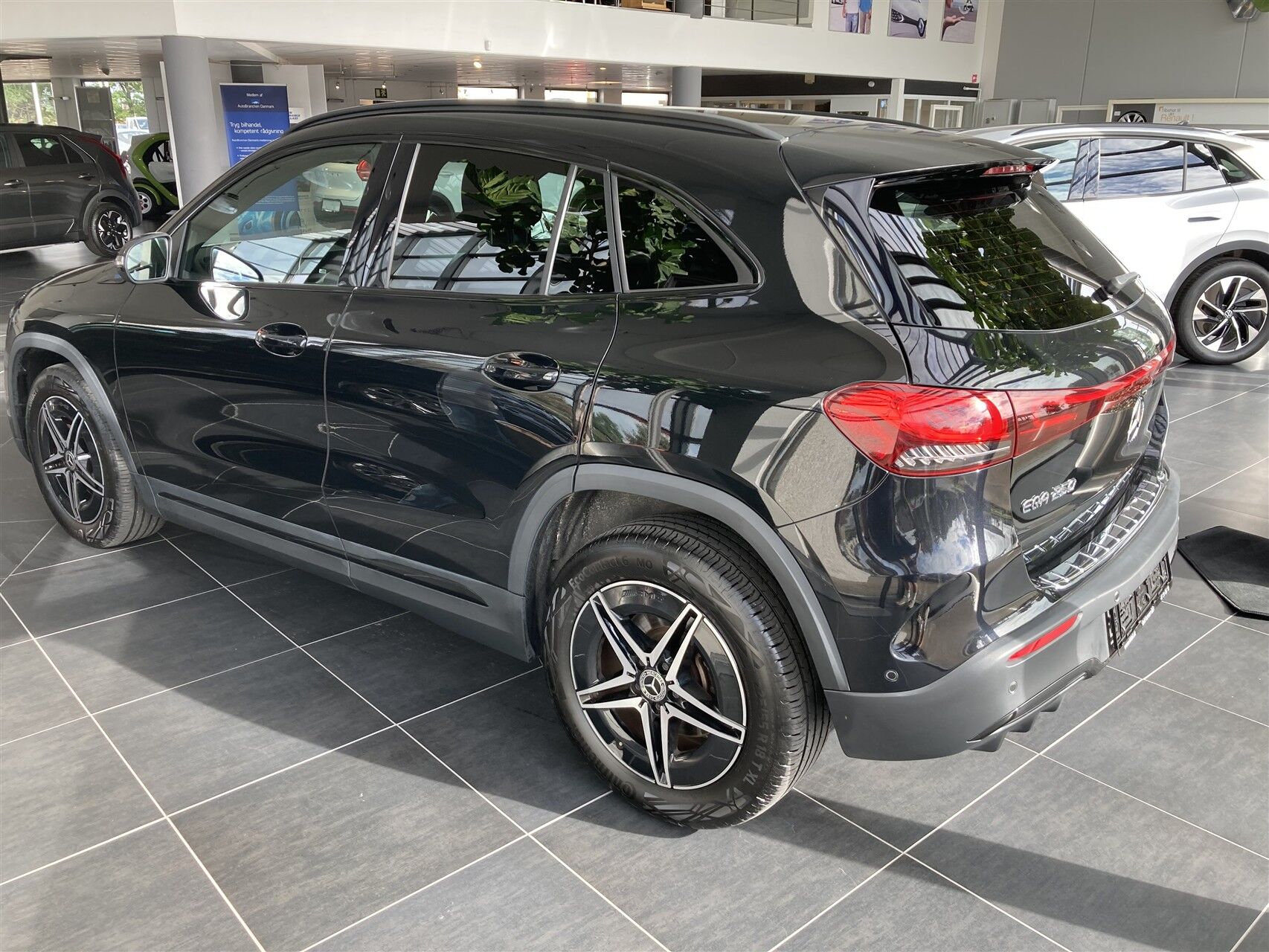 Billede af Mercedes-Benz EQA 250 EL 190HK 5d Aut.