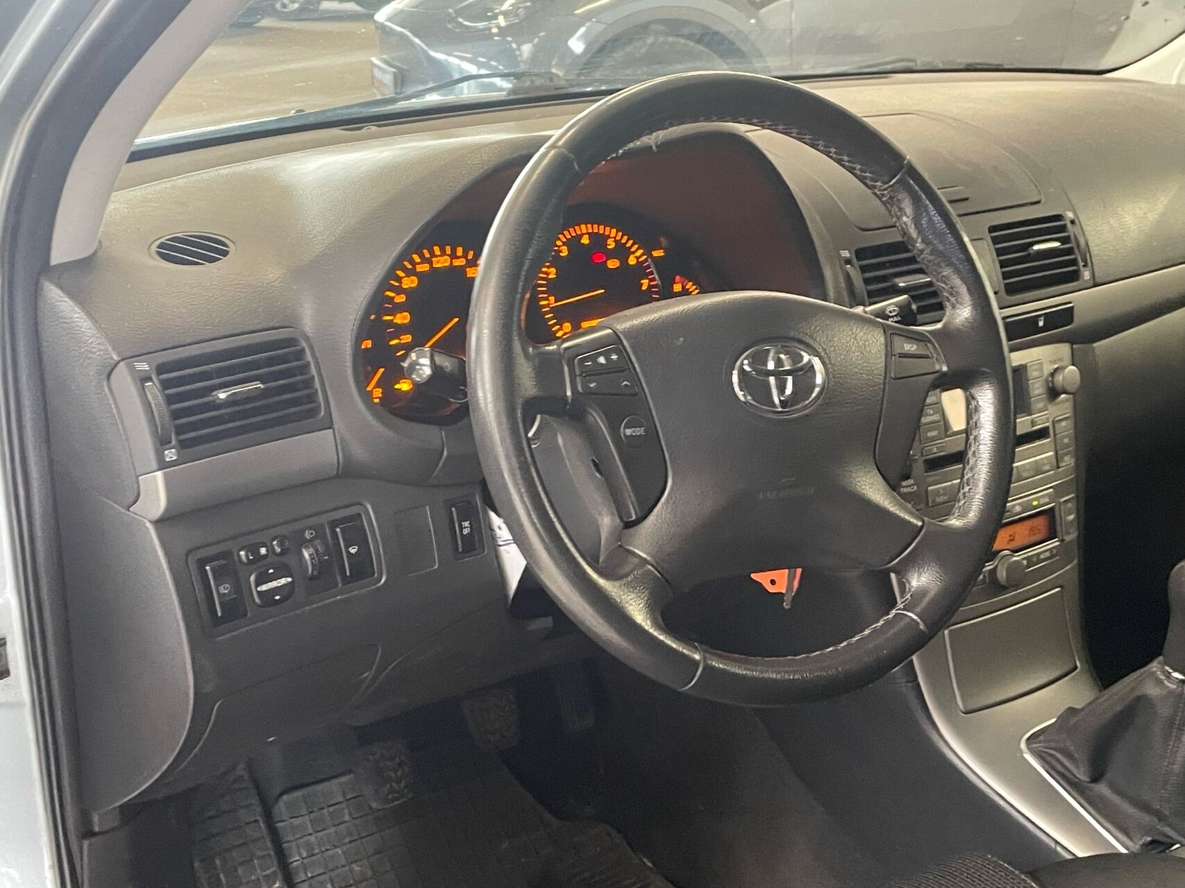 Billede af Toyota Avensis 2,0 Linea Sol 147HK