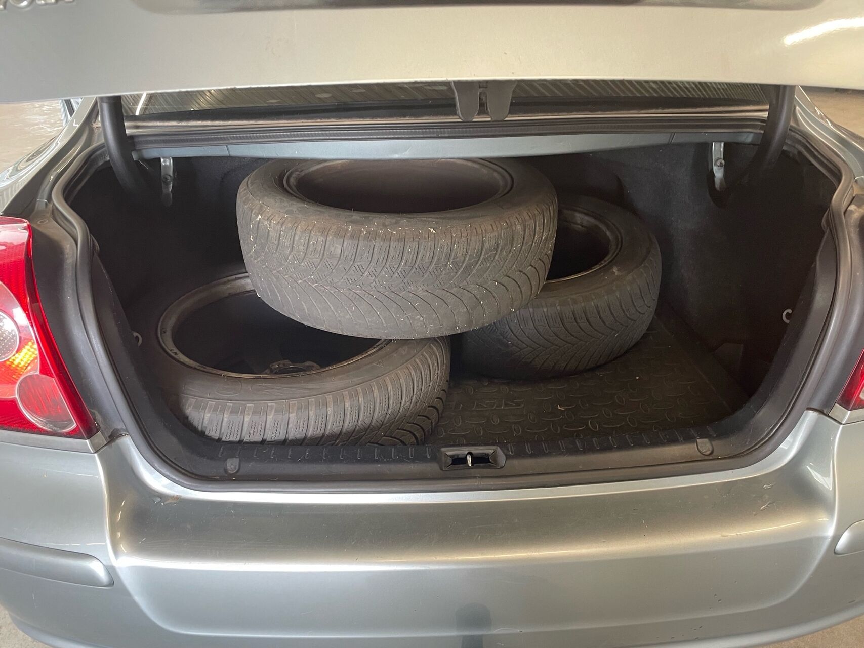 Billede af Toyota Avensis 2,0 Linea Sol 147HK