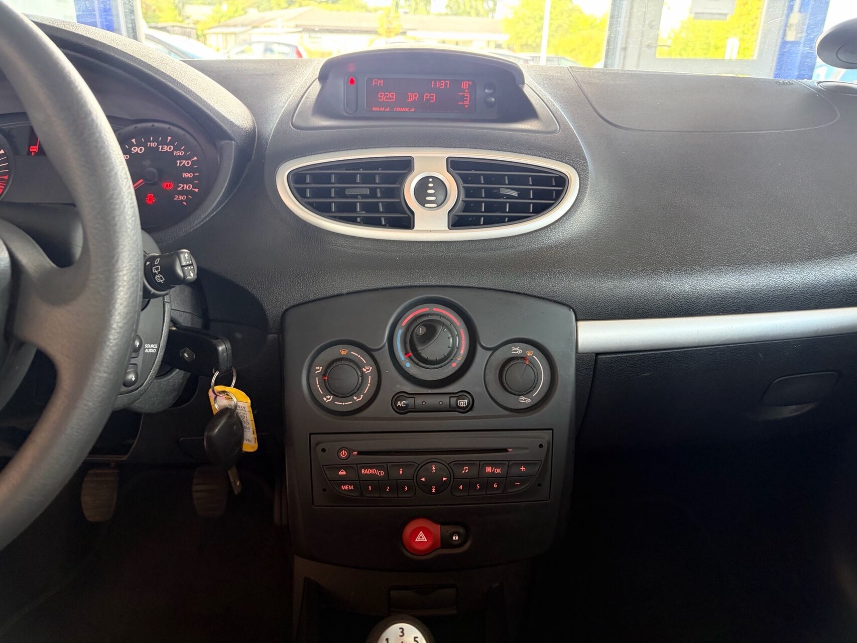 Billede af Renault Clio 1,2 TCE Authentique 100HK 5d