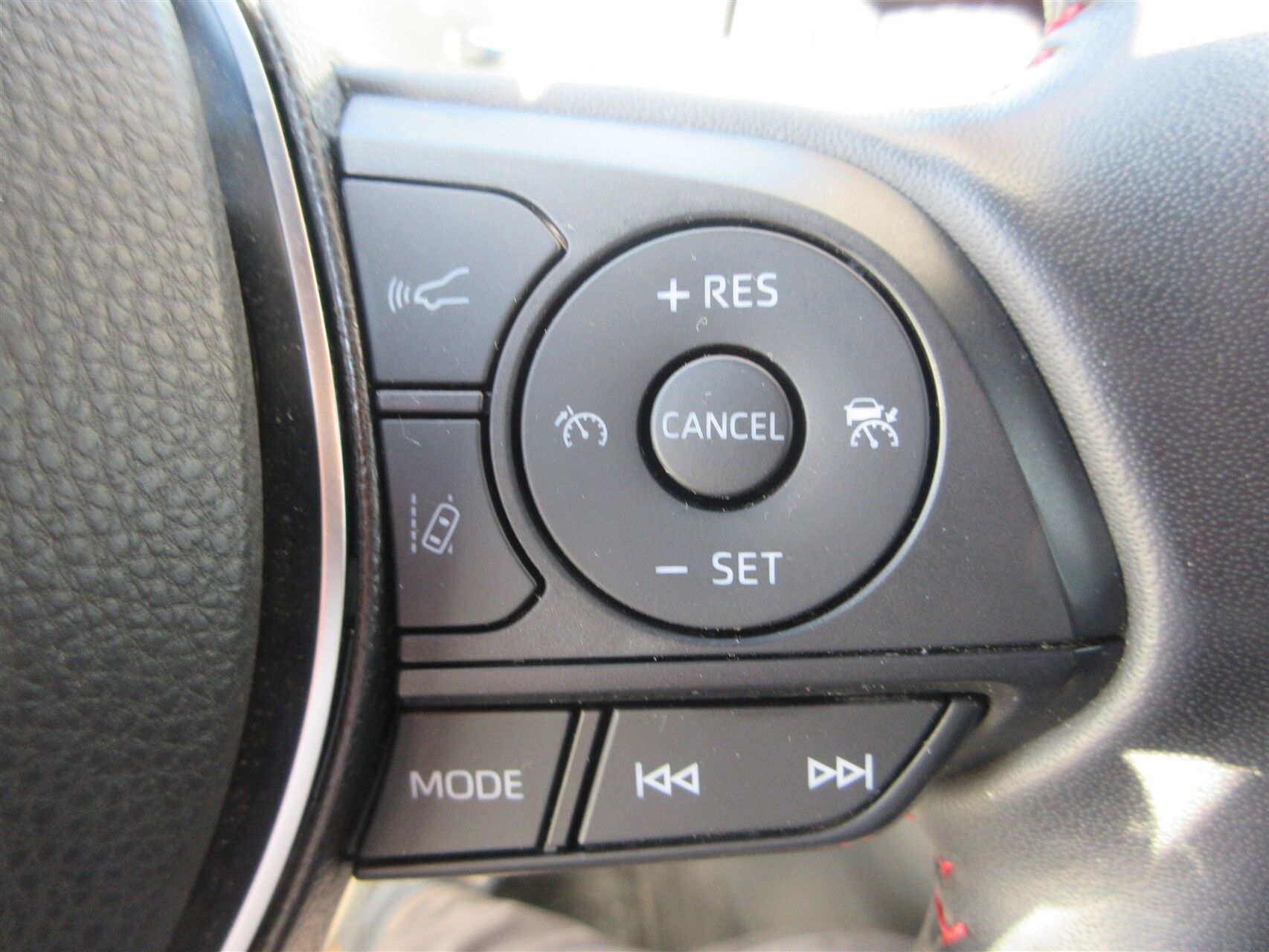 Billede af Toyota RAV4 Plug-in 2,5 Plugin-hybrid H3 Premium AWD 306HK 5d 6g Aut.