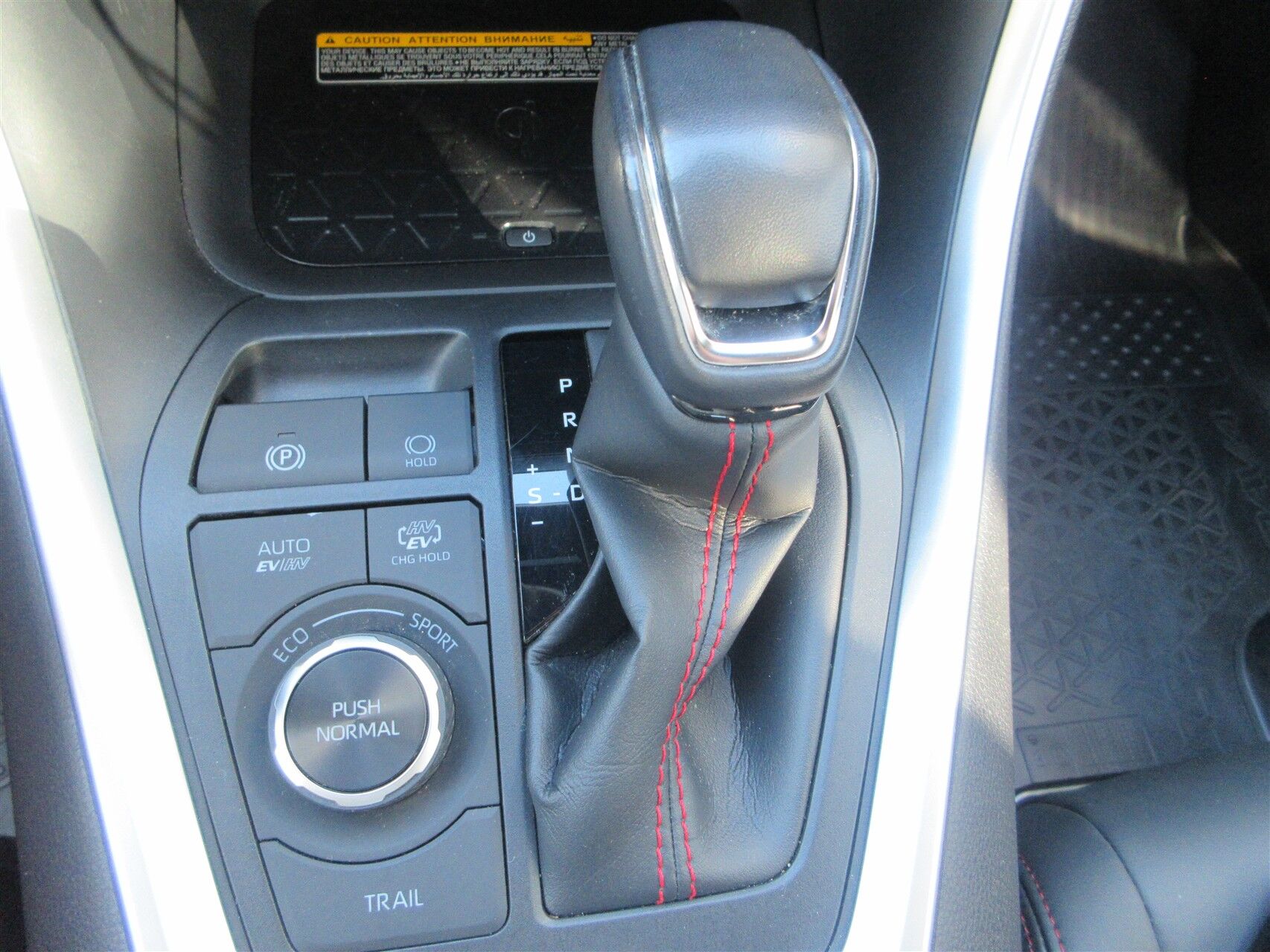 Billede af Toyota RAV4 Plug-in 2,5 Plugin-hybrid H3 Premium AWD 306HK 5d 6g Aut.