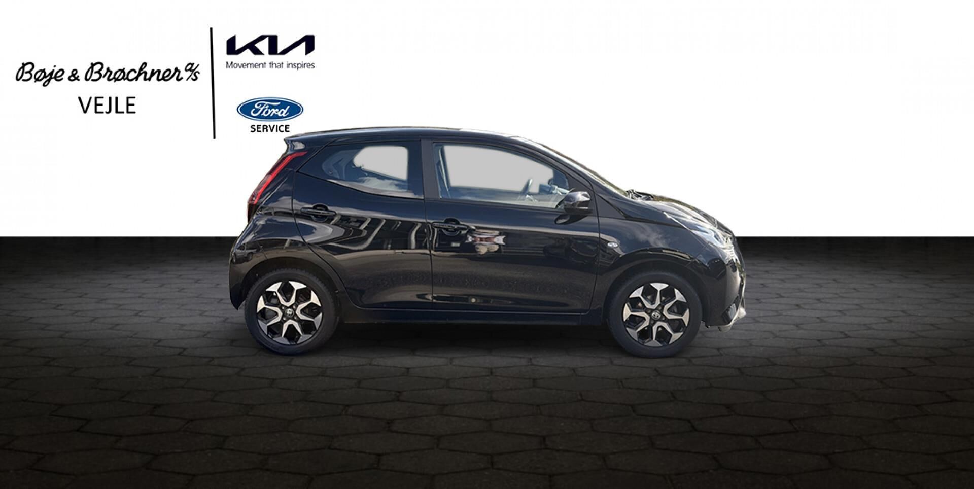 Billede af Toyota Aygo 1,0 VVT-I X-plore DAB+ Safety Sense 72HK 5d