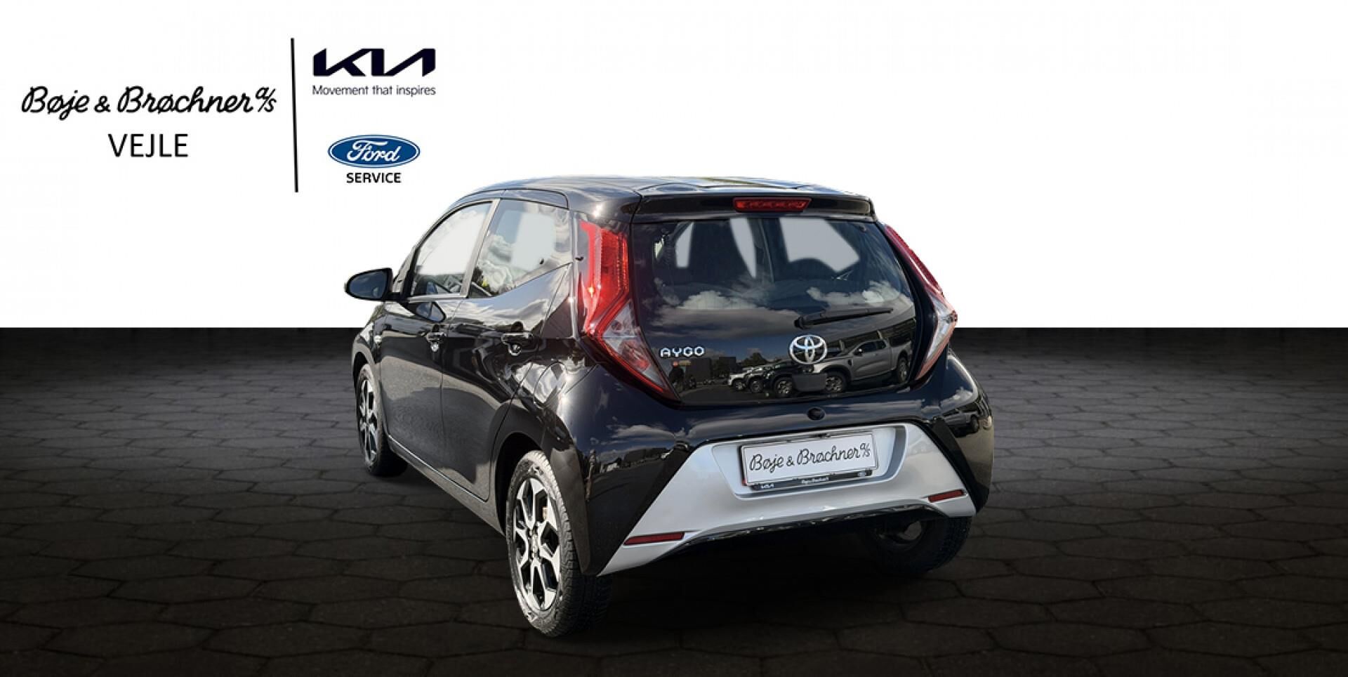 Billede af Toyota Aygo 1,0 VVT-I X-plore DAB+ Safety Sense 72HK 5d