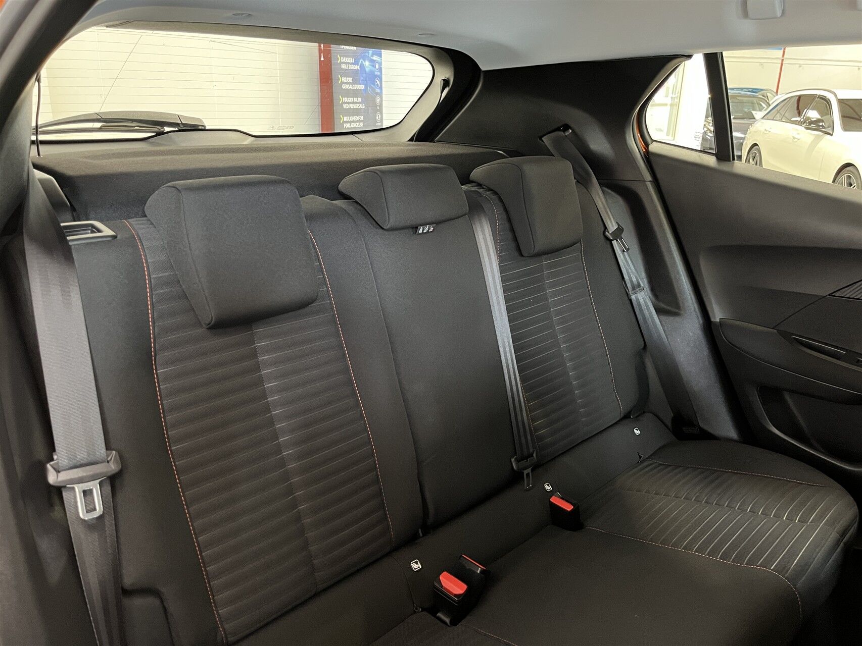 Billede af Peugeot 2008 1,2 PureTech Active Limited EAT8 130HK 5d 8g Aut.